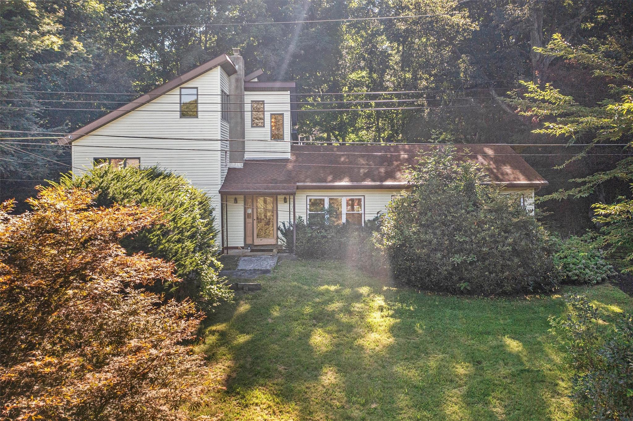 8 October Lane Property Photo