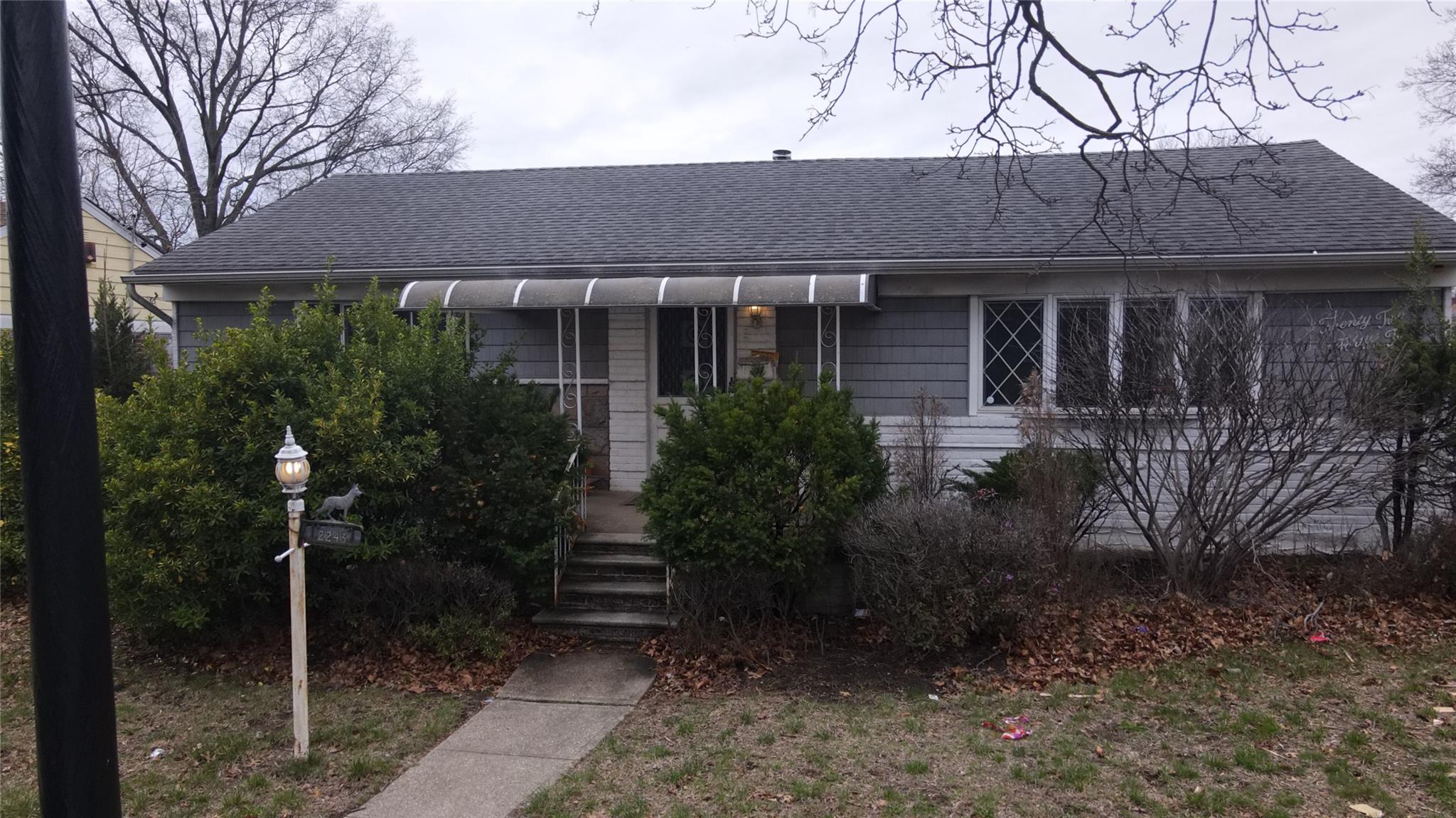 2243 Leighton Rd Property Photo