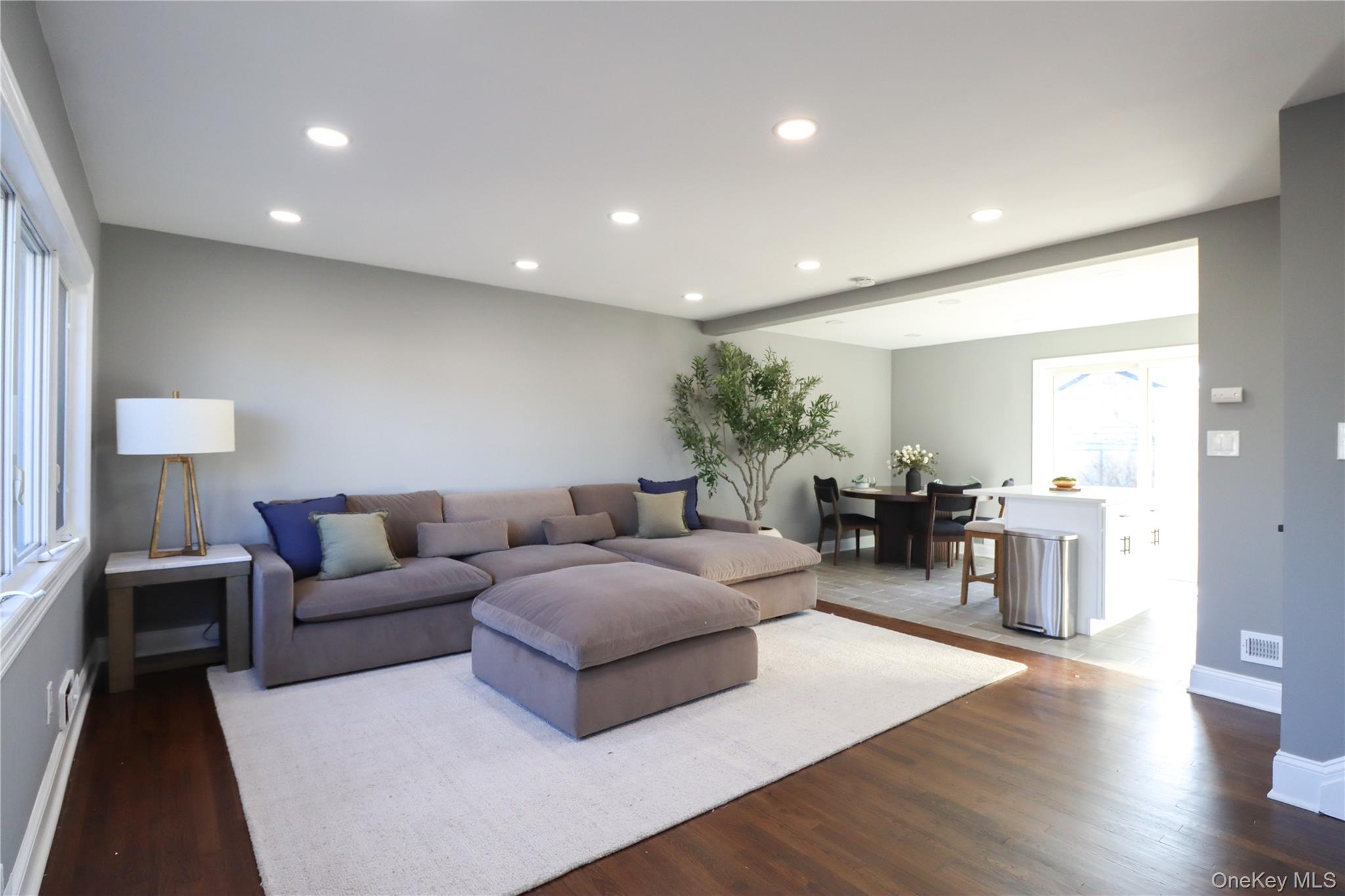 14a Earl Place Property Photo 7