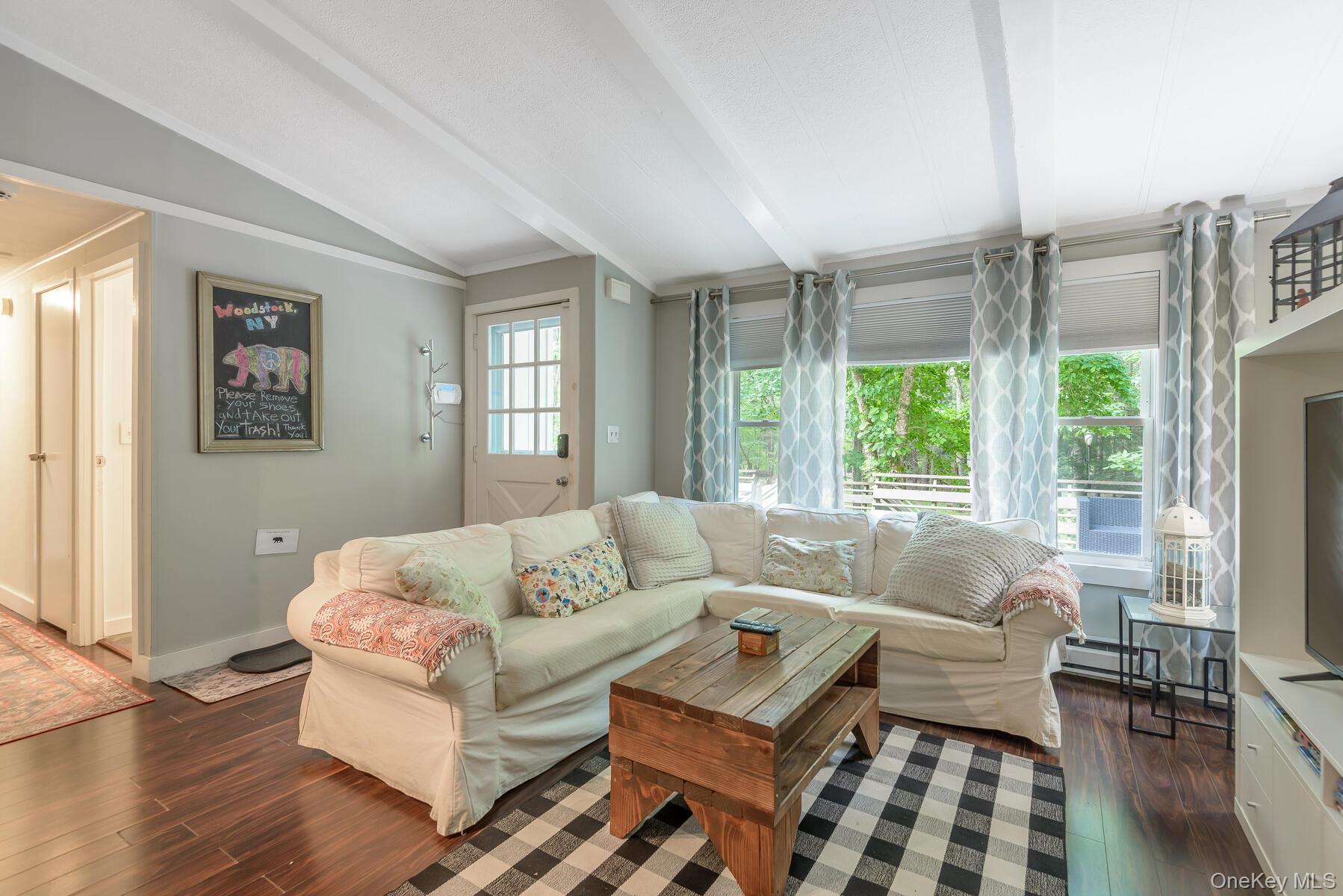 328 John Joy Road Property Photo 6