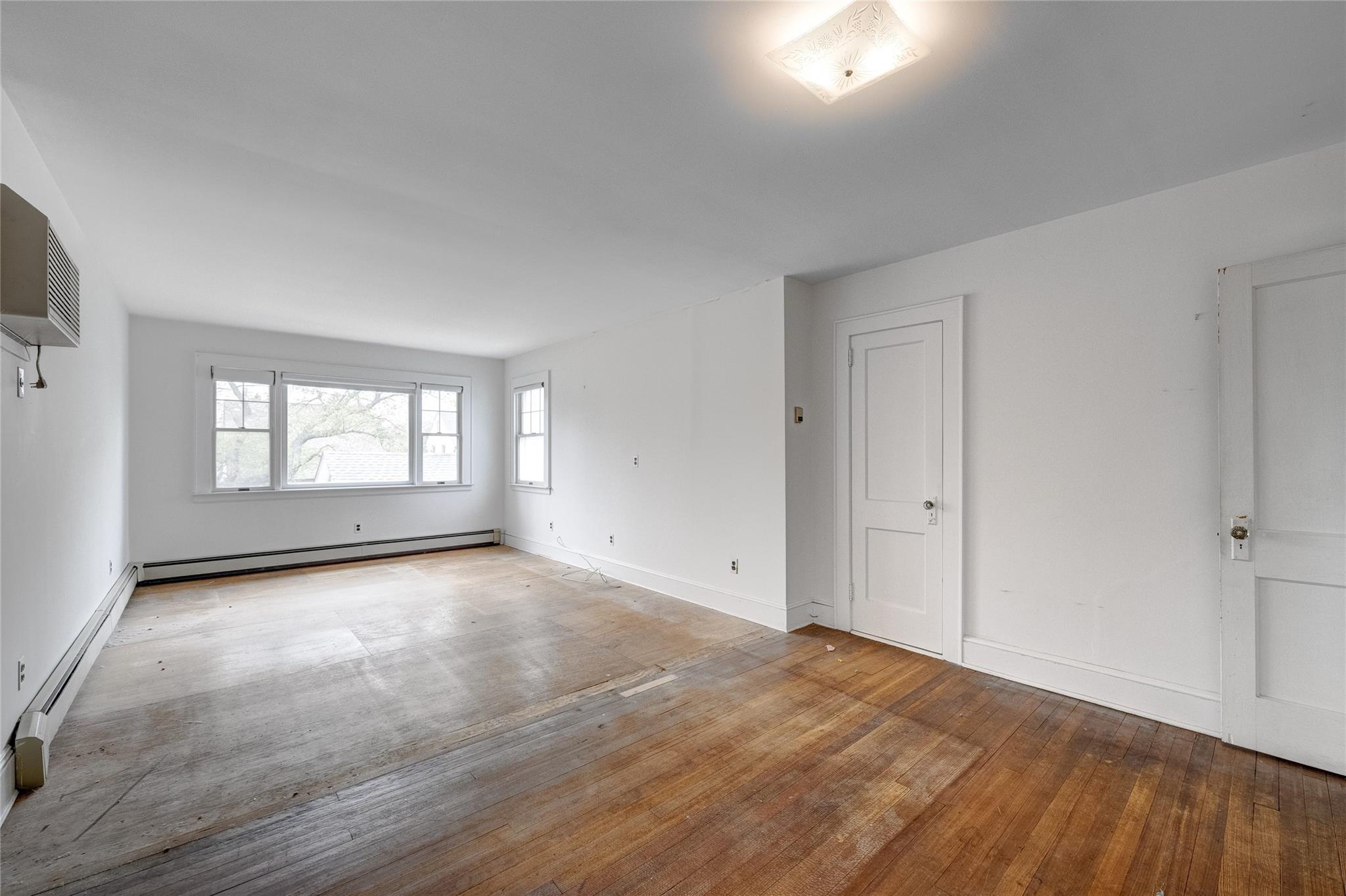 106 Sycamore Street Property Photo 11