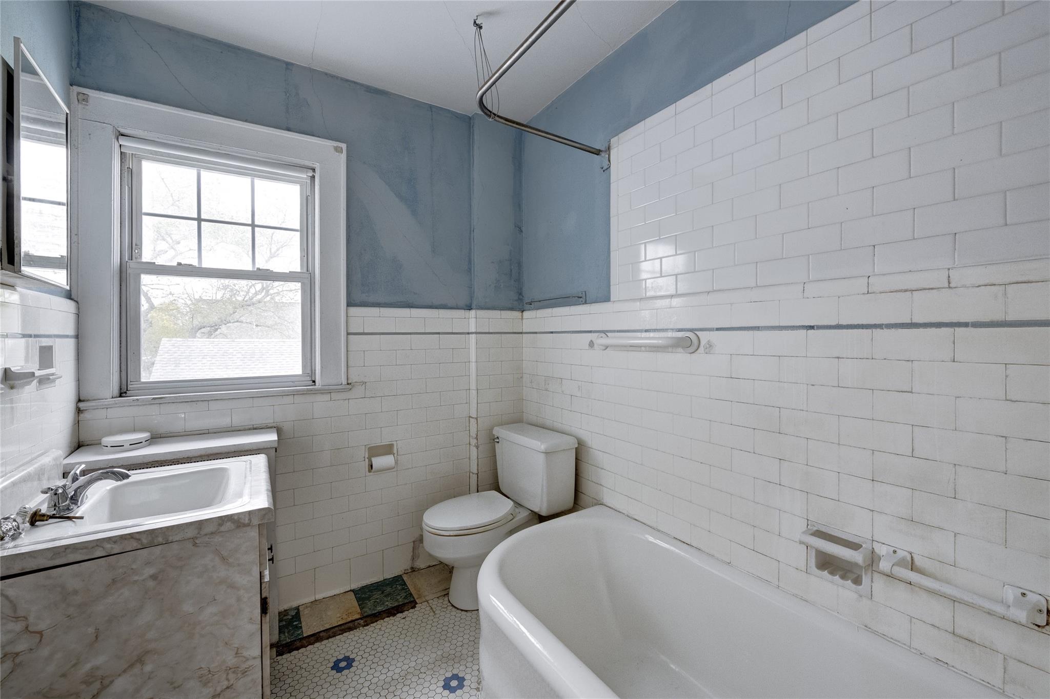 106 Sycamore Street Property Photo 13