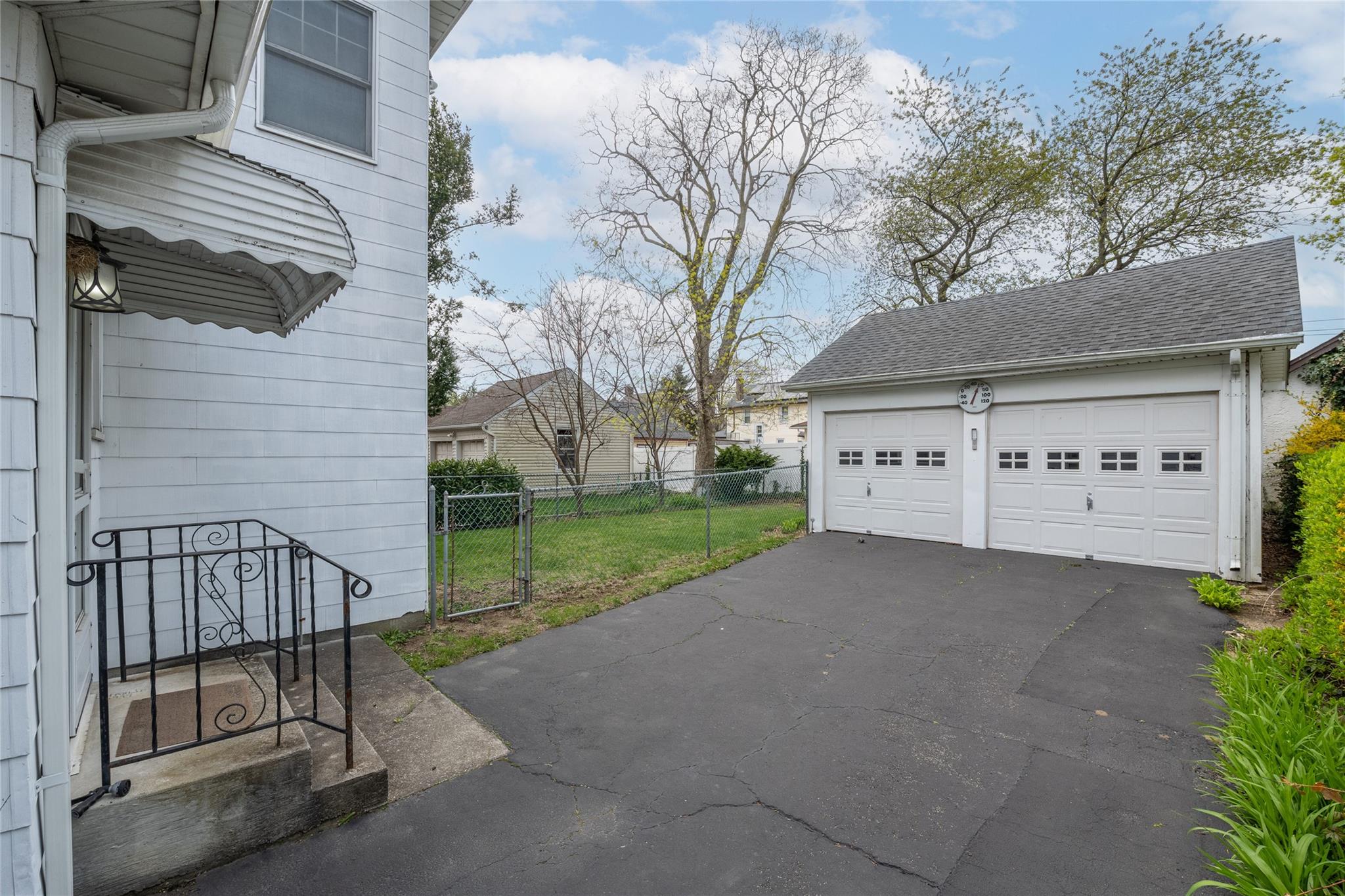106 Sycamore Street Property Photo 18
