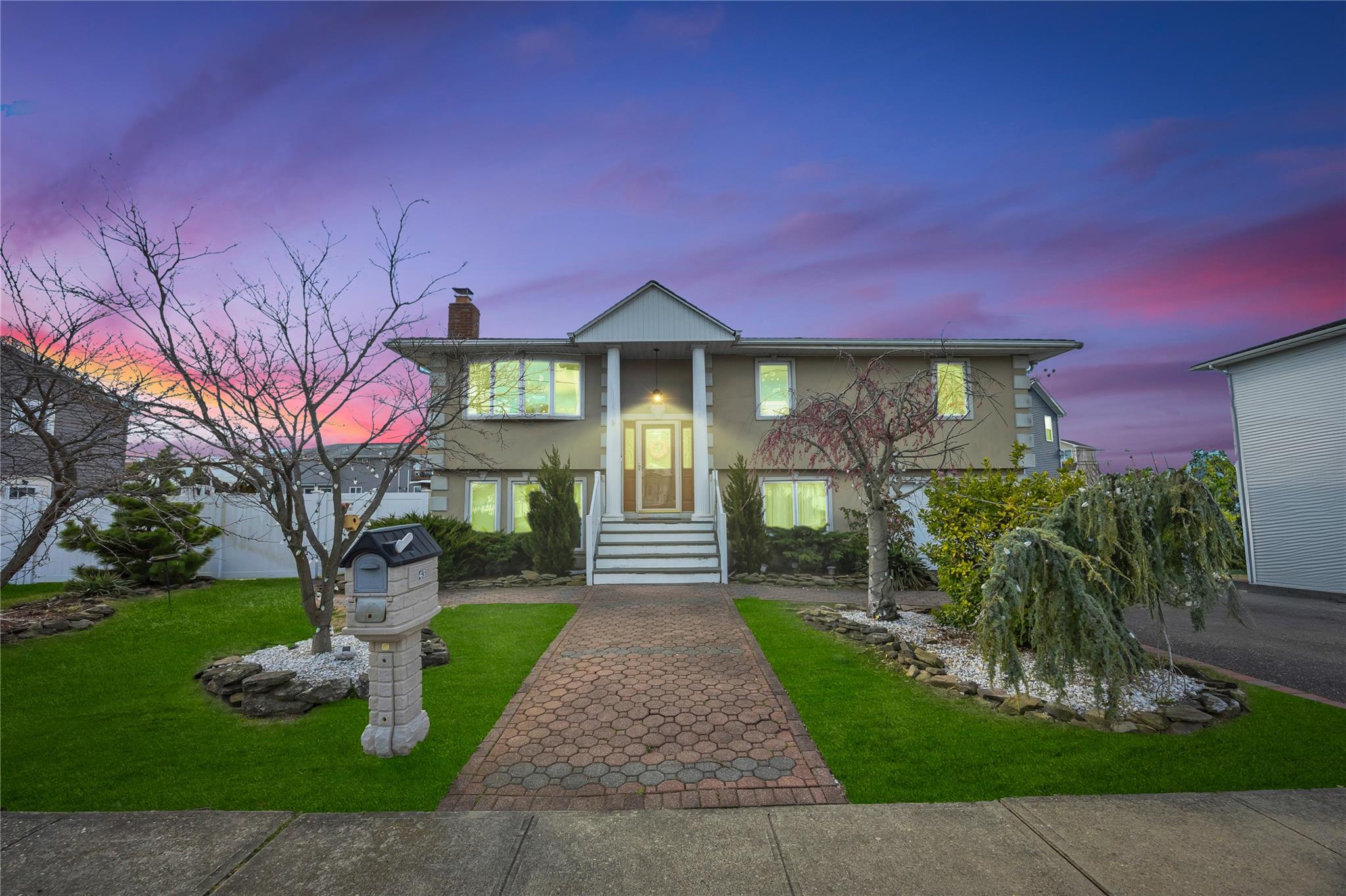 43 W Neptune Avenue Property Photo