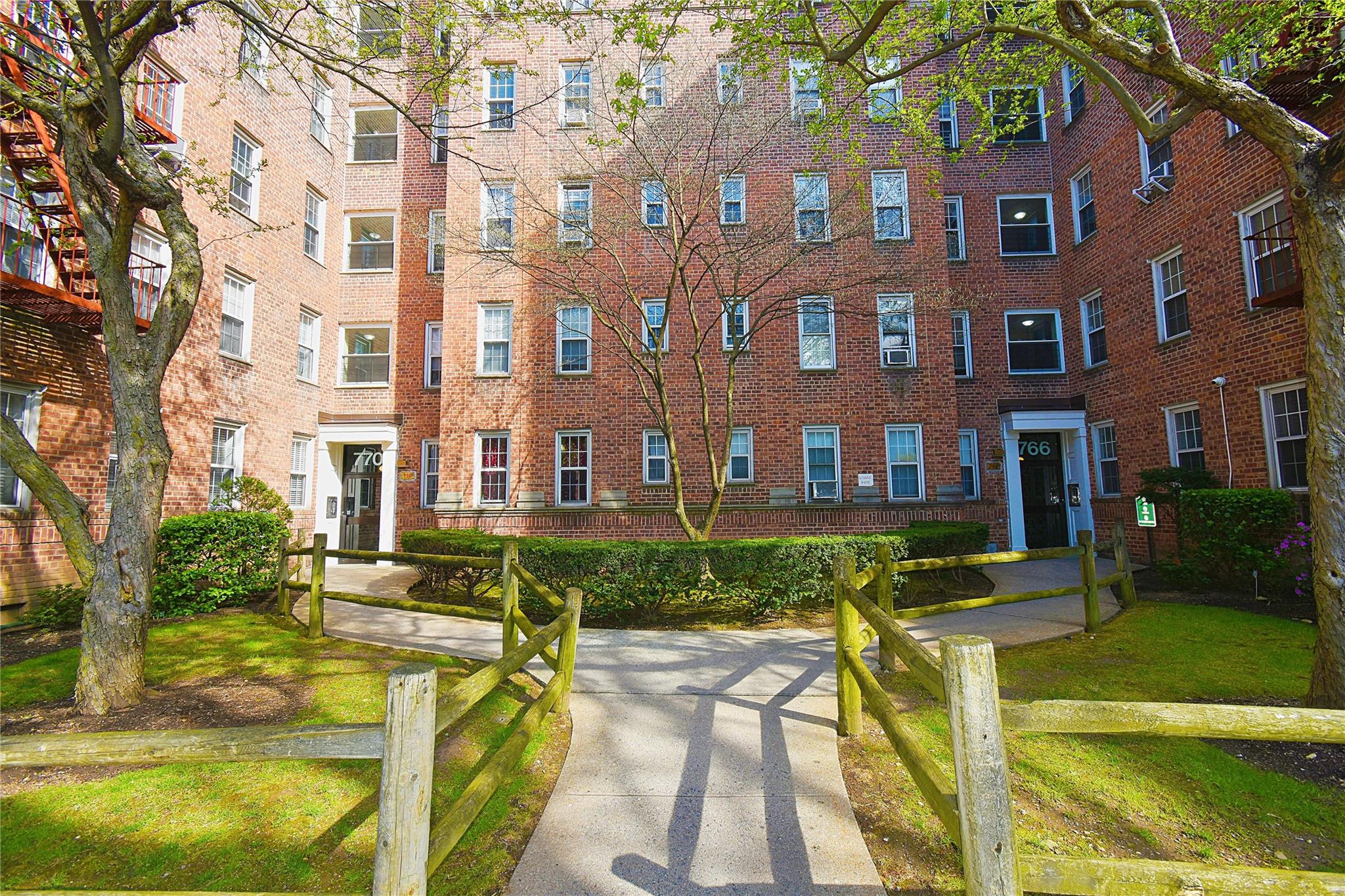 766 Bronx River Road B24 Property Photo