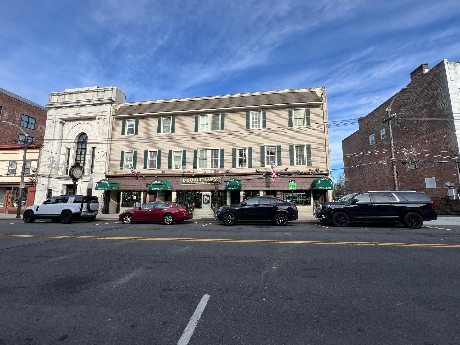 83 Main St Property Photo