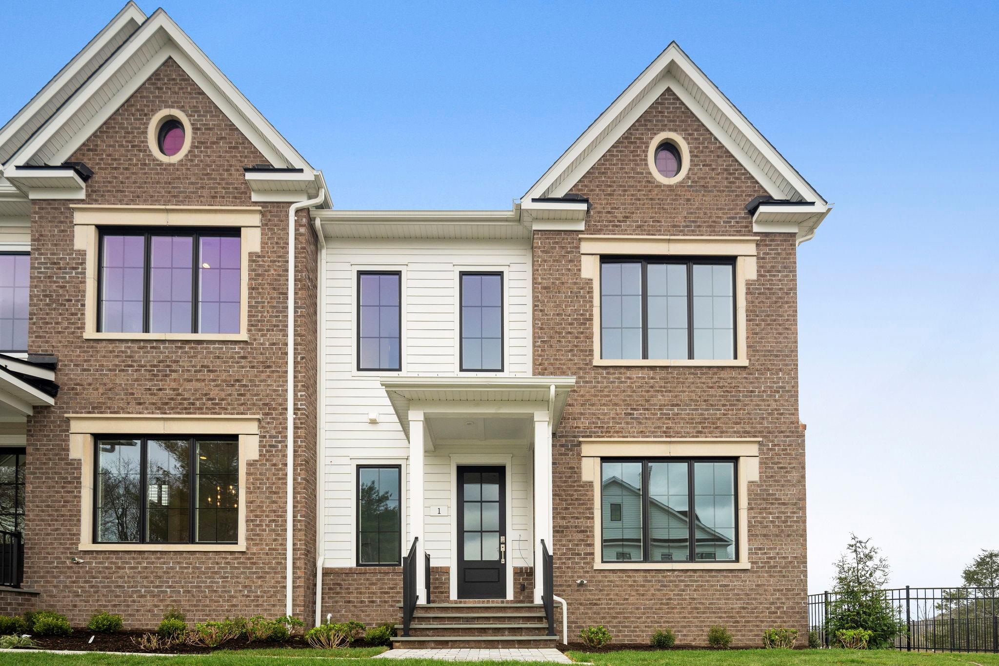1 Dewitt Drive Property Photo