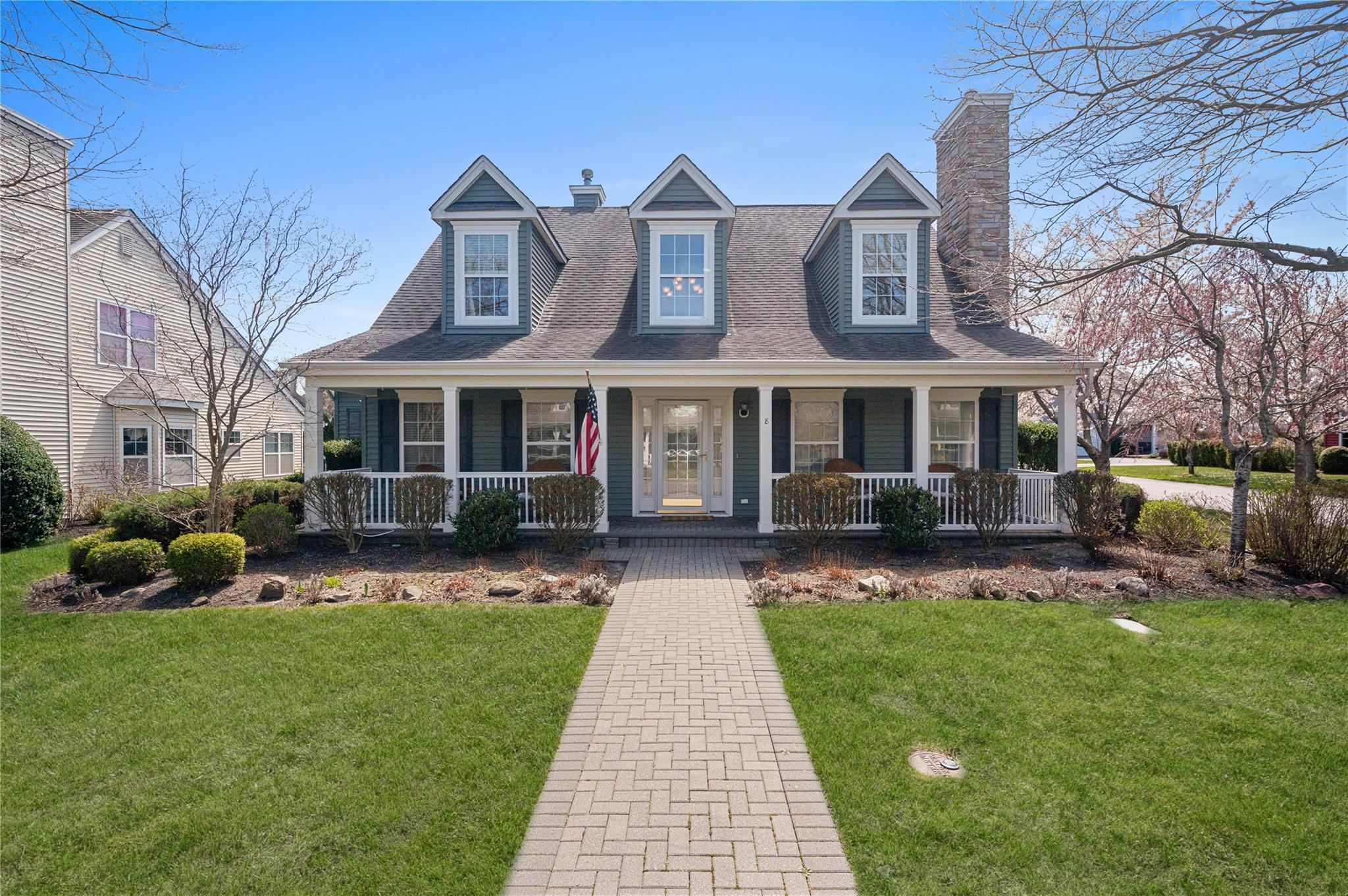 8 Black Pine Street Property Photo
