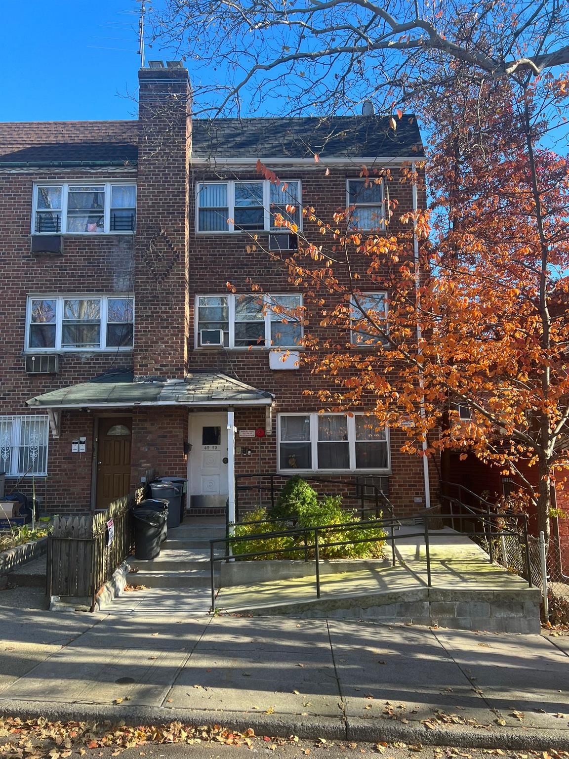Is 10 Horace Greeley Real Estate Listings Main Image
