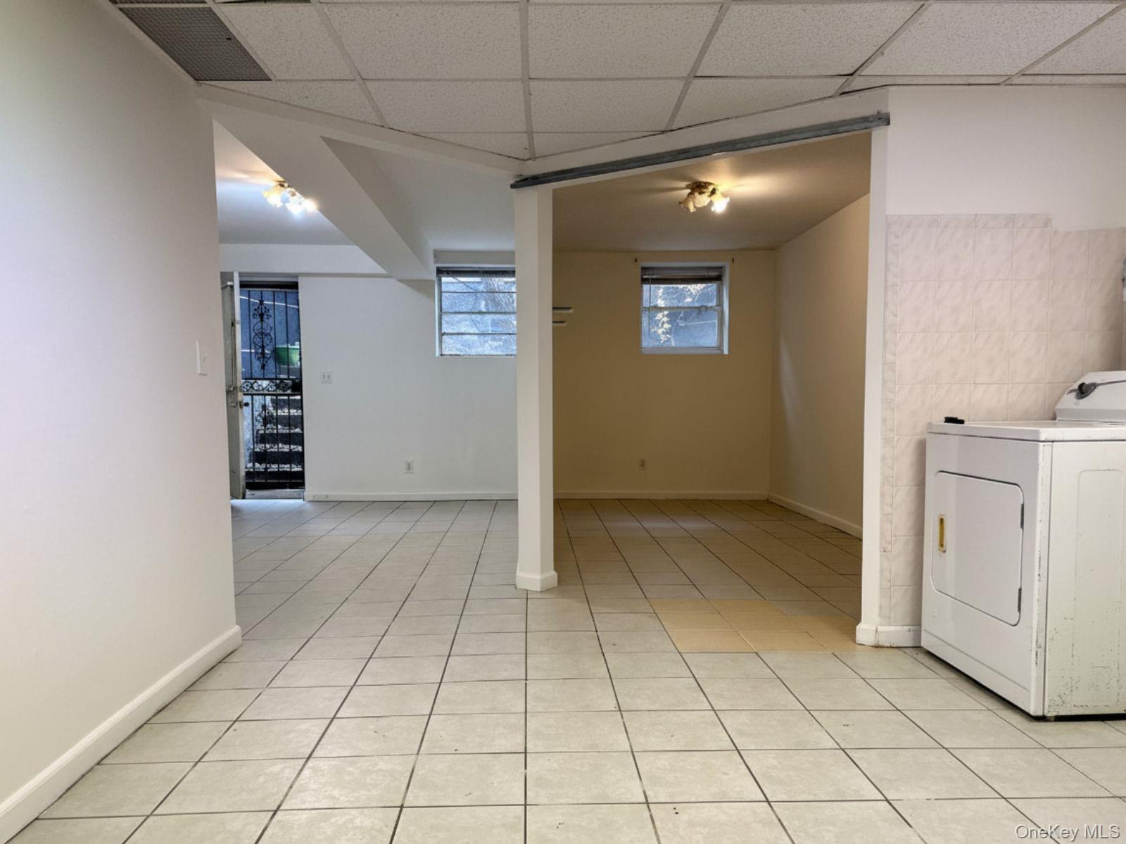 42-23 68 Street Property Photo 29