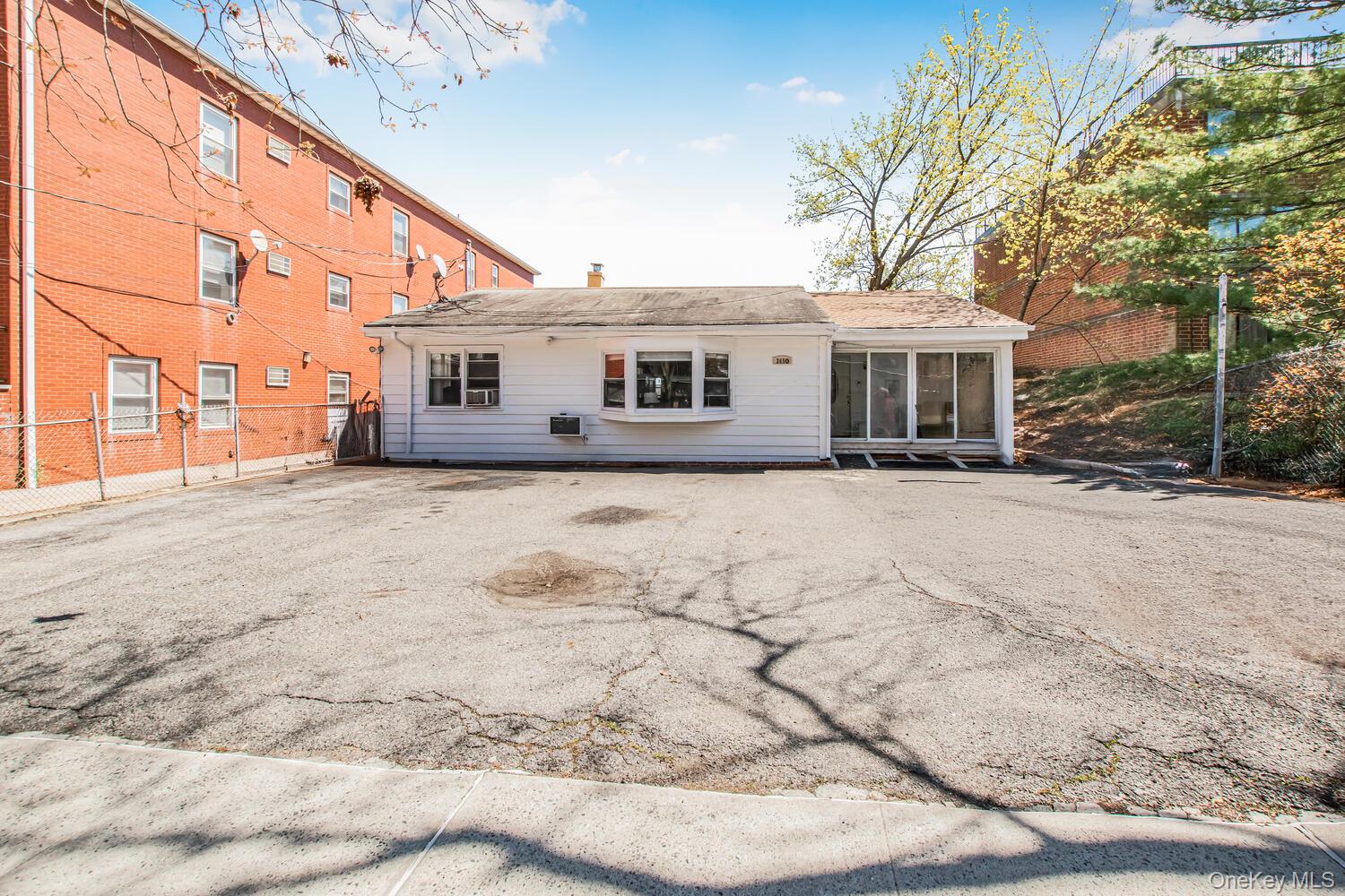 3650 Waldo Avenue 2 Property Photo 3