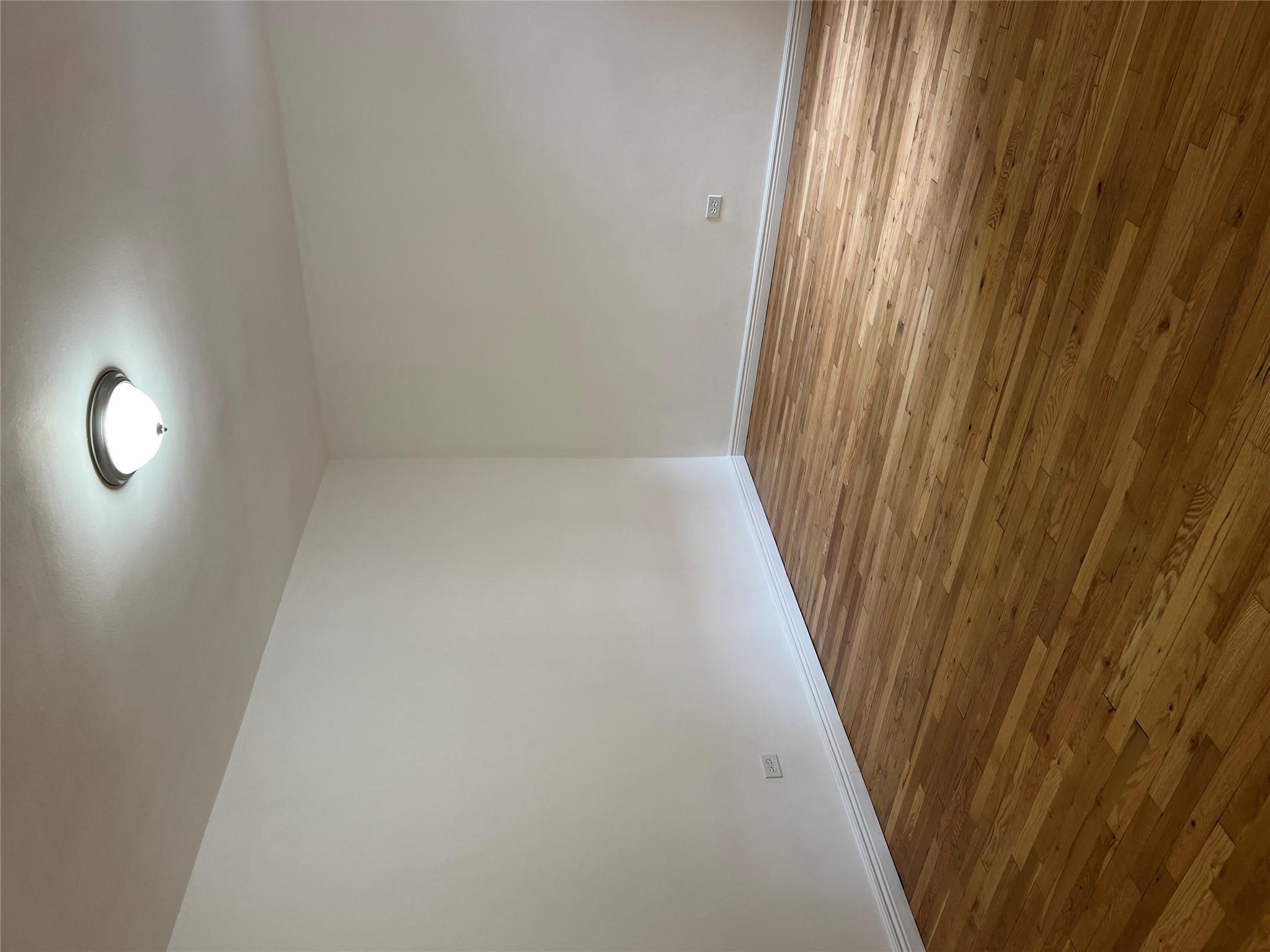 67-25 Clyde Street 2n Property Photo 4