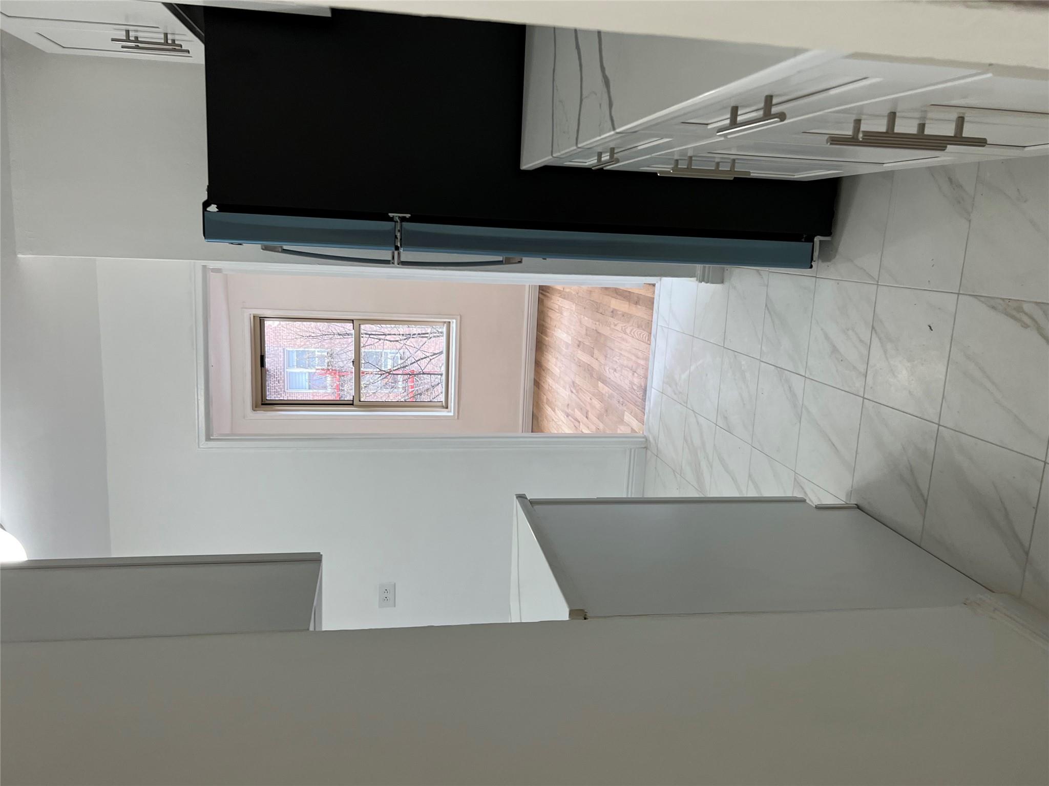 67-25 Clyde Street 2n Property Photo 5