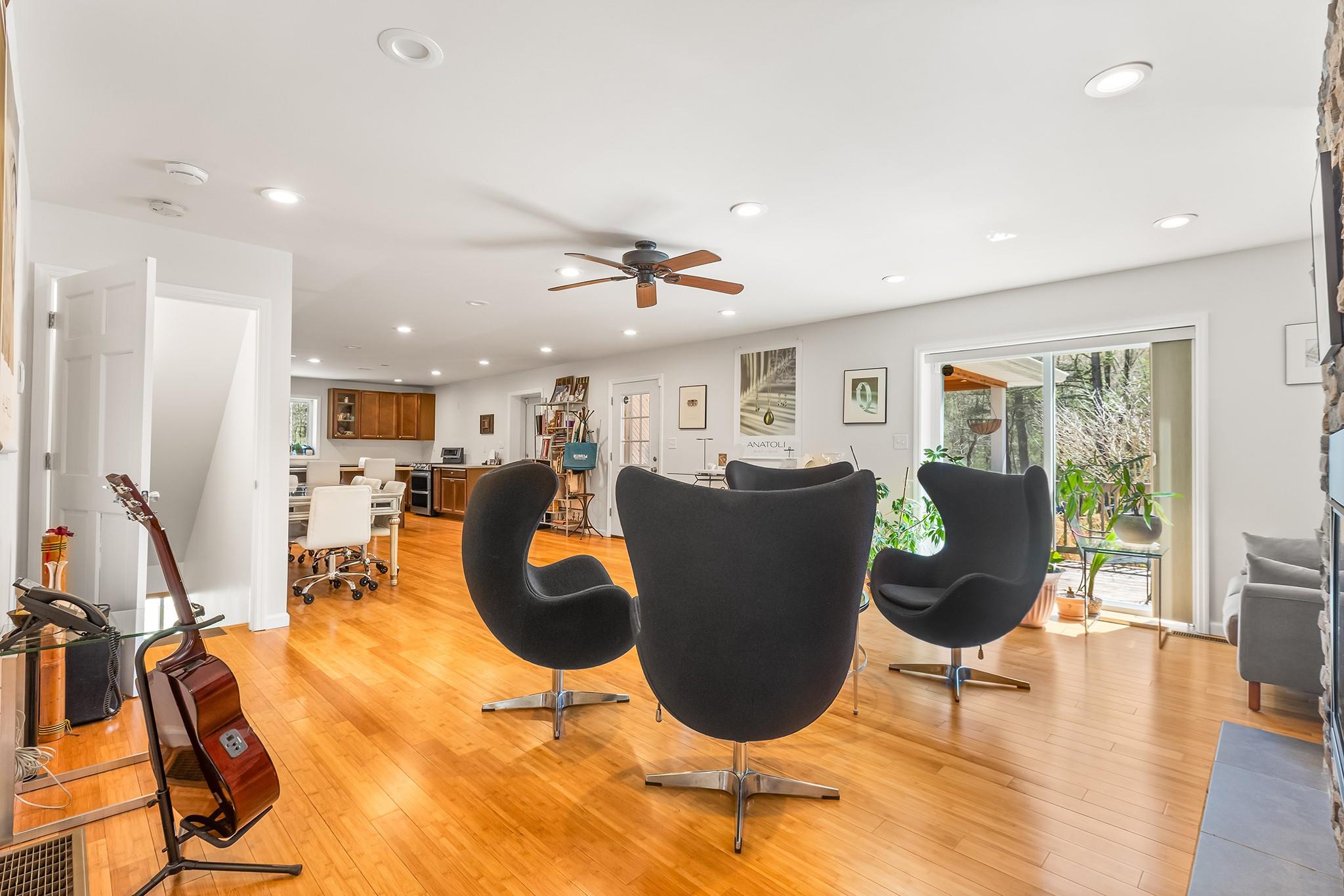 220 John Joy Road Property Photo 6