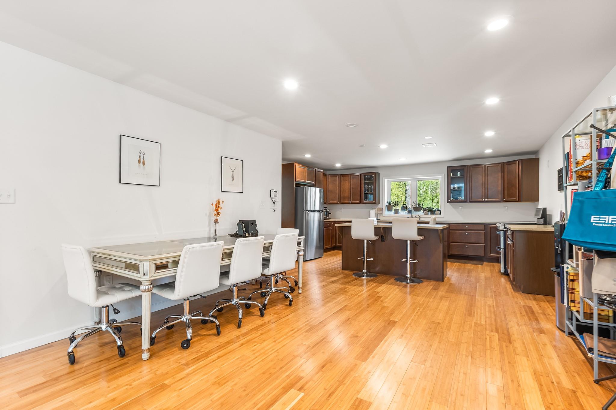 220 John Joy Road Property Photo 8