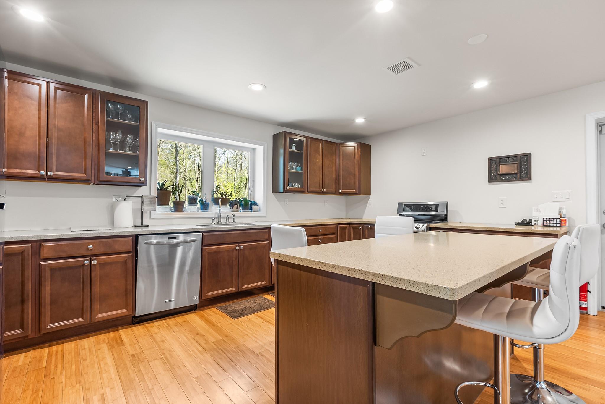 220 John Joy Road Property Photo 12