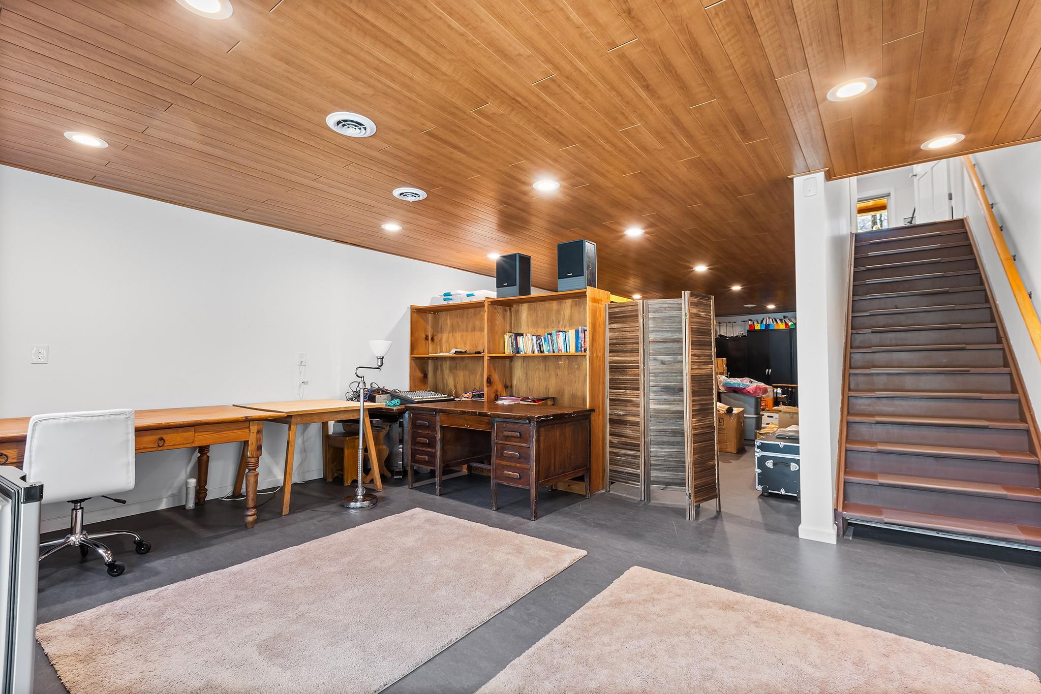 220 John Joy Road Property Photo 24