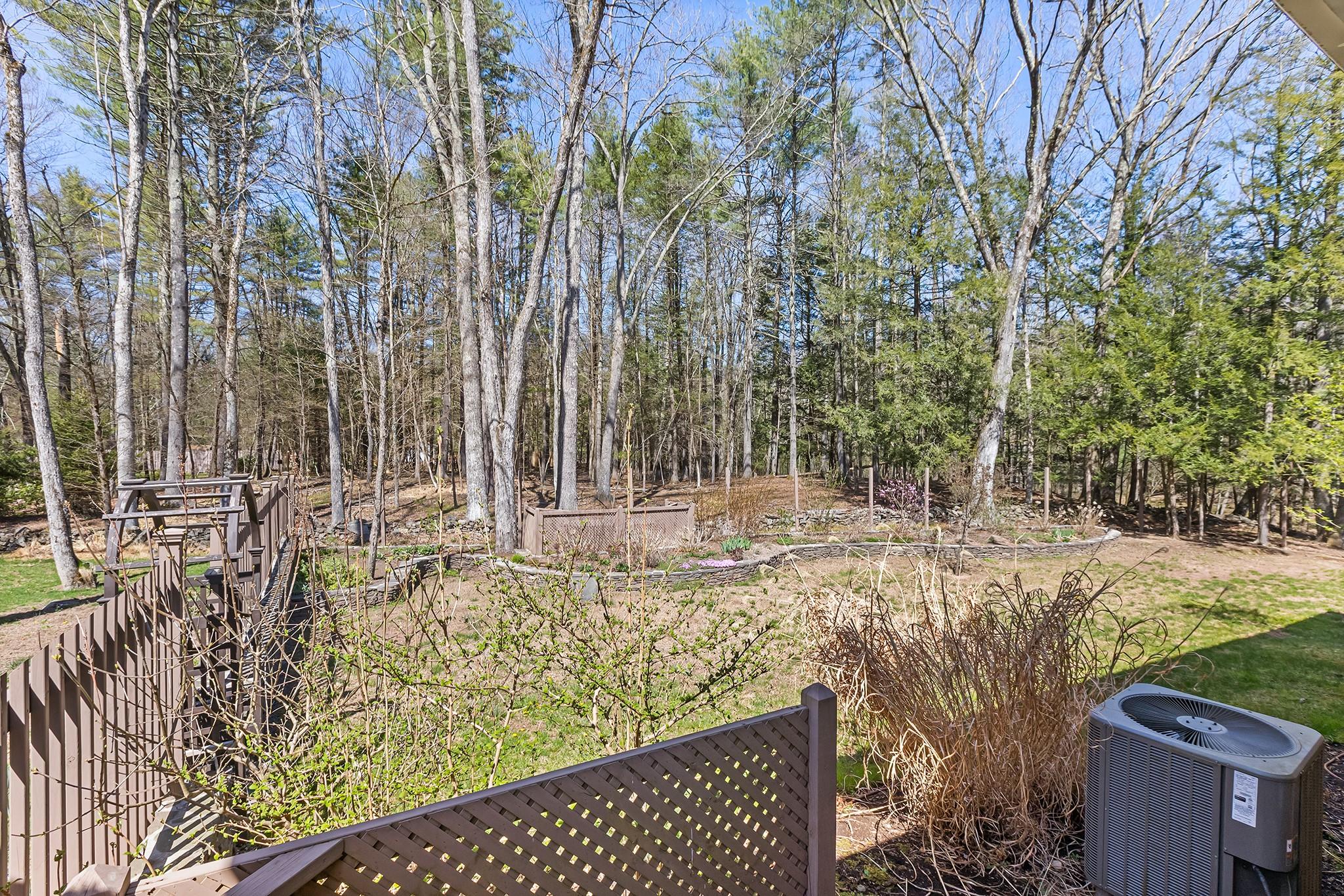 220 John Joy Road Property Photo 32