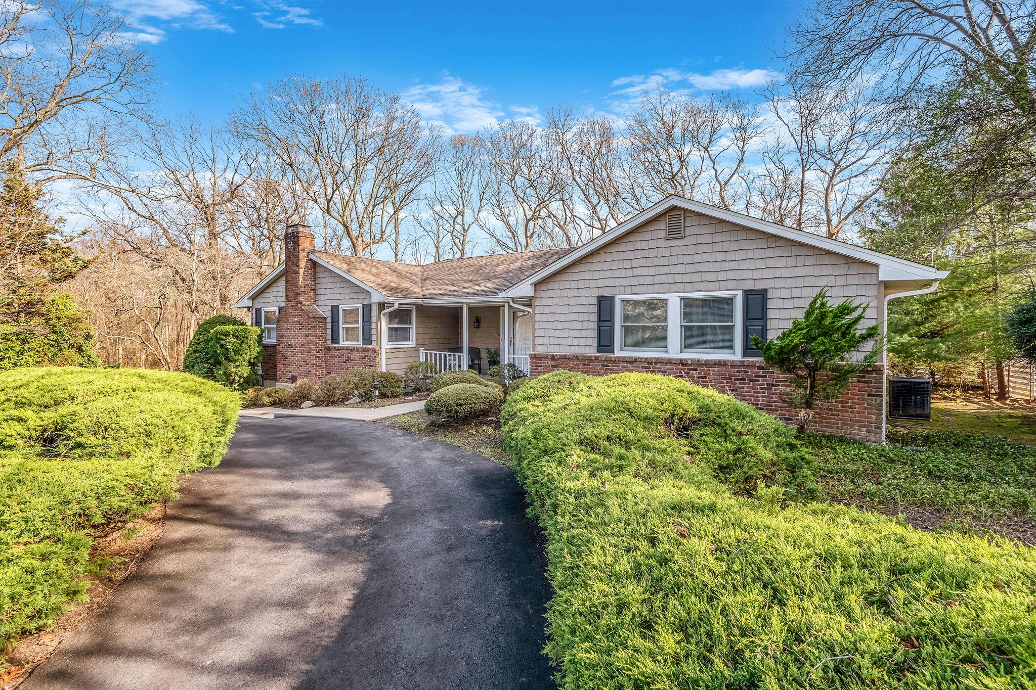 714 Brewster Drive Property Photo