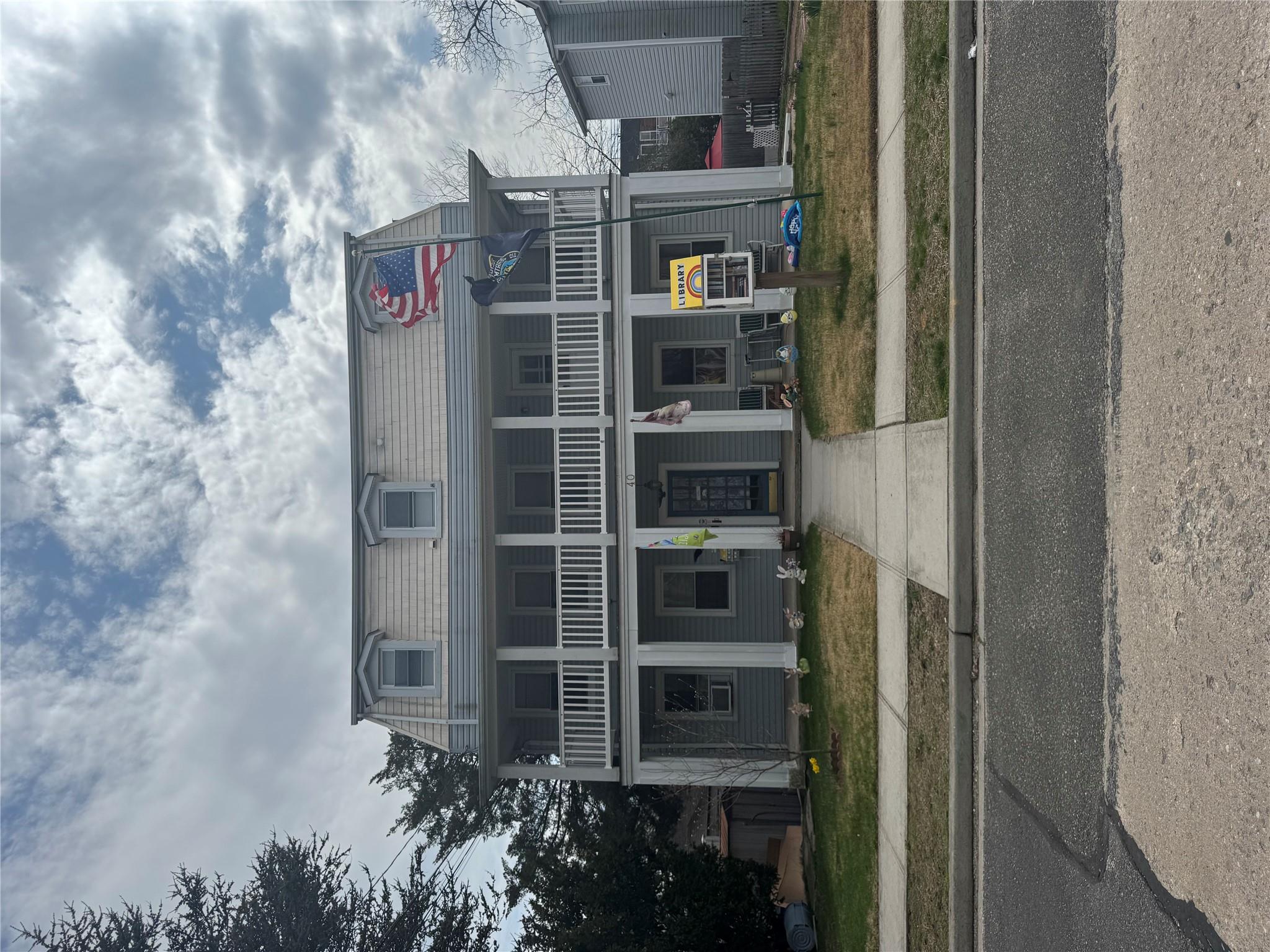 40 Noble St Property Photo