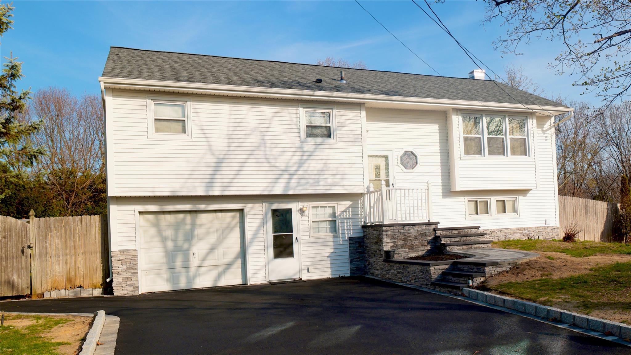 27 Campo Ave Property Photo