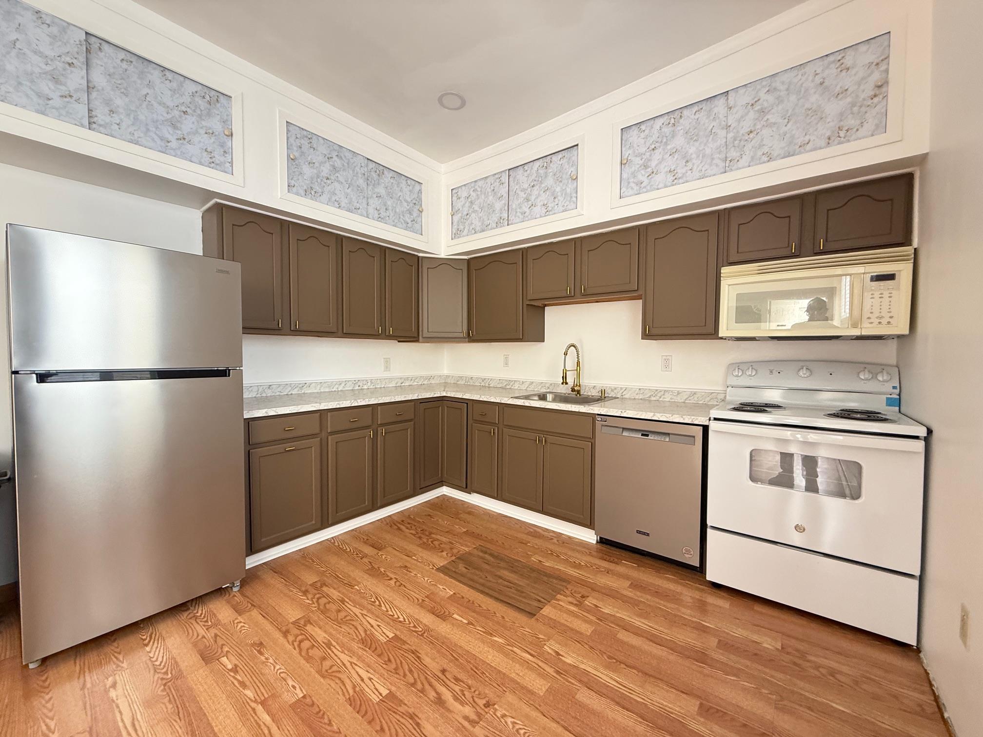904 South Street 4 Property Photo