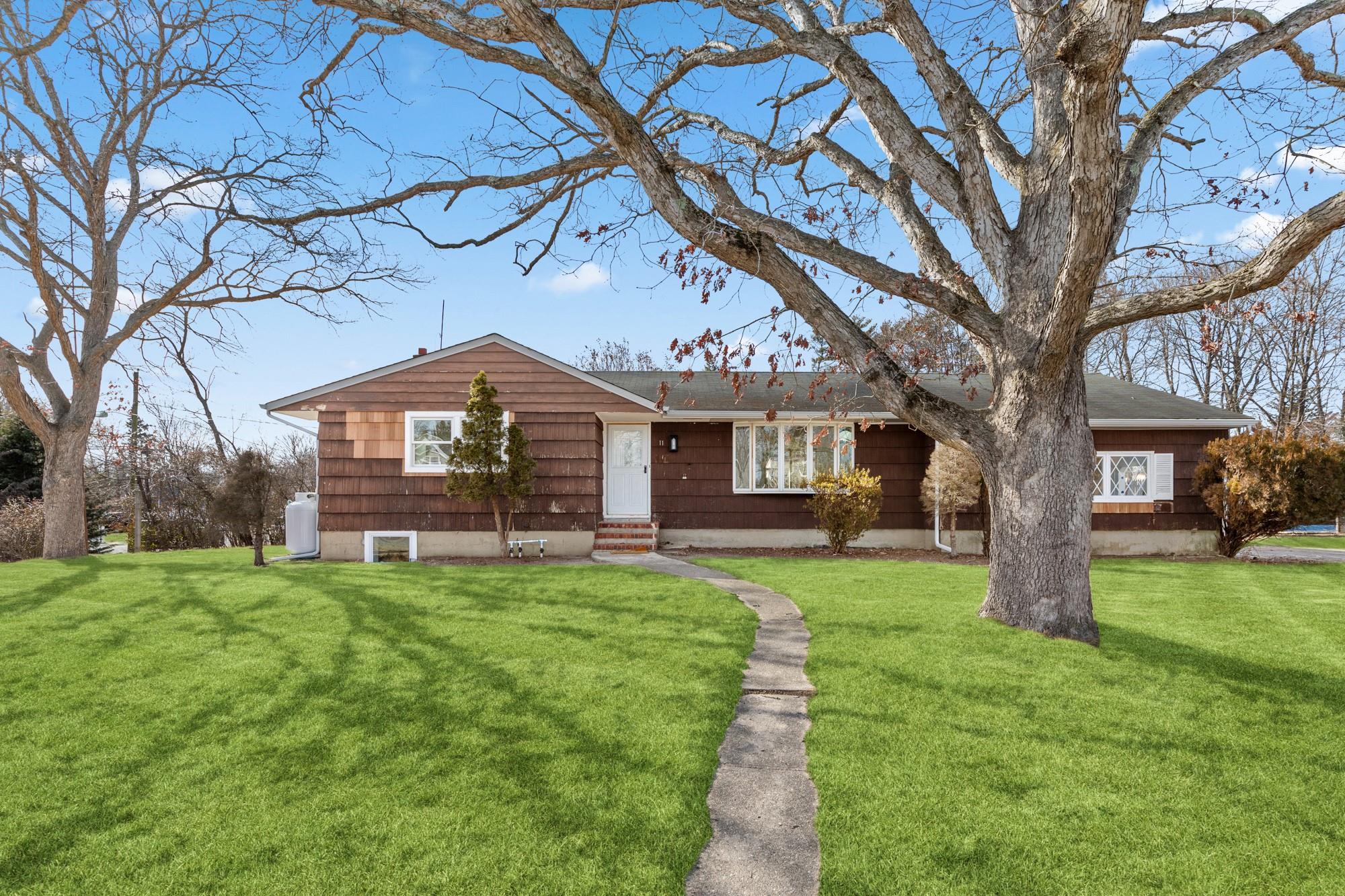 11 Duffy Court Property Photo