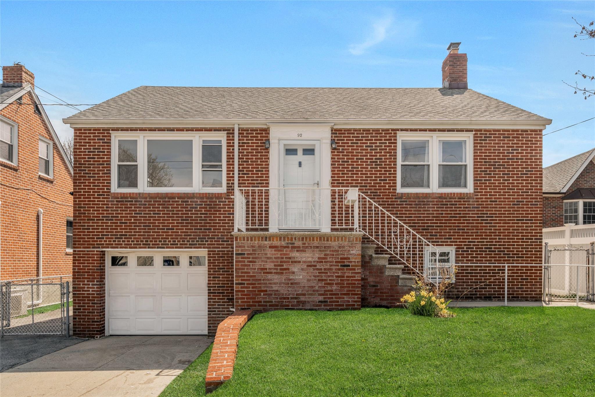 92 Earley St Property Photo