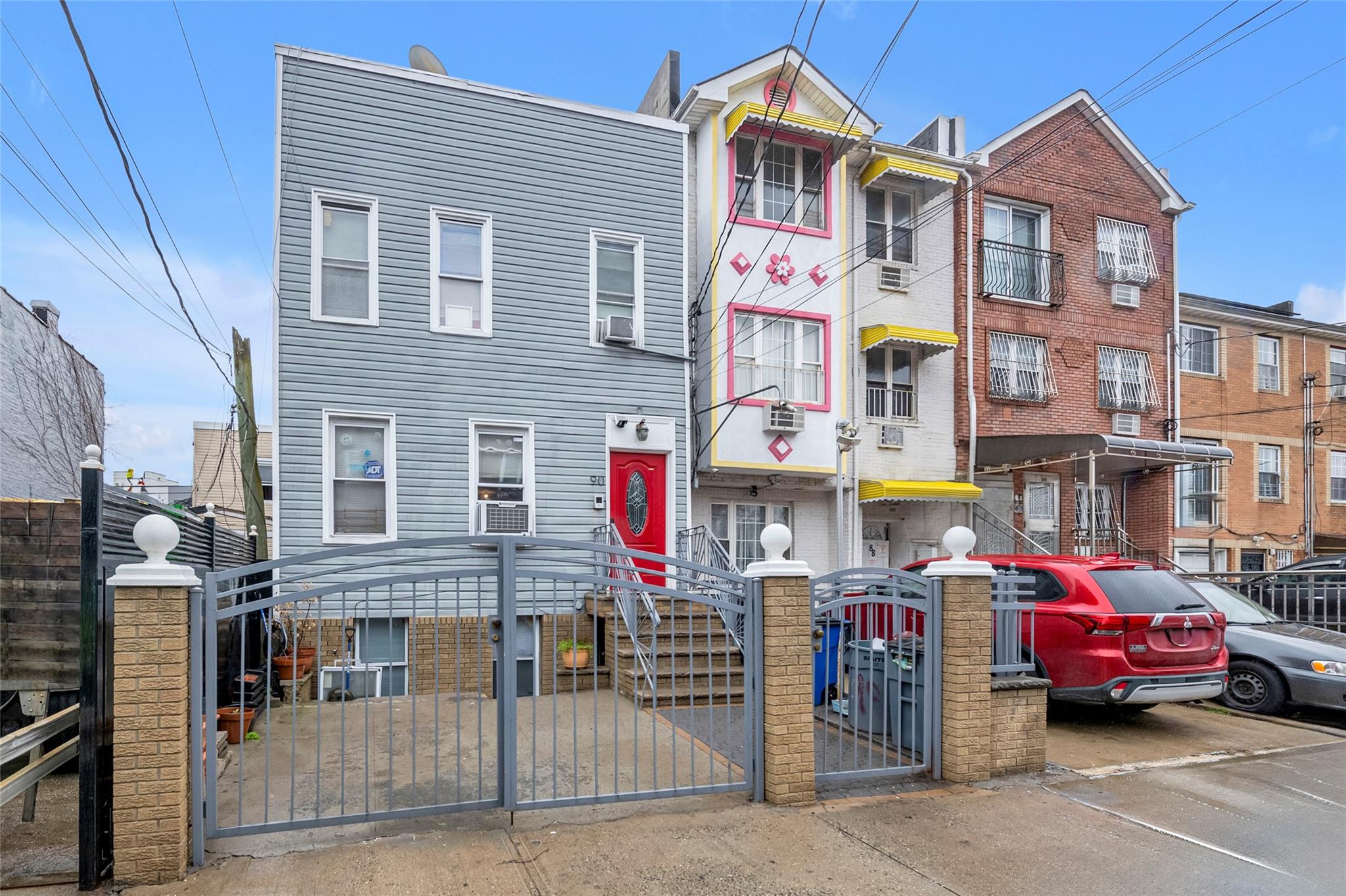 90 Louisiana Avenue Property Photo