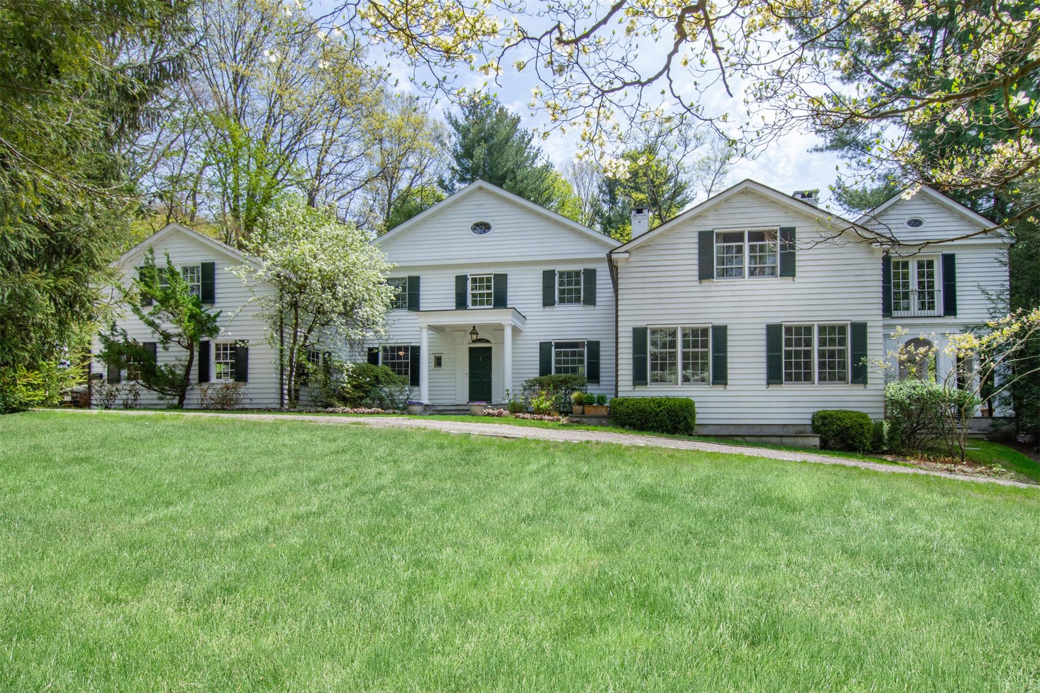 164 Washington Ave Property Photo
