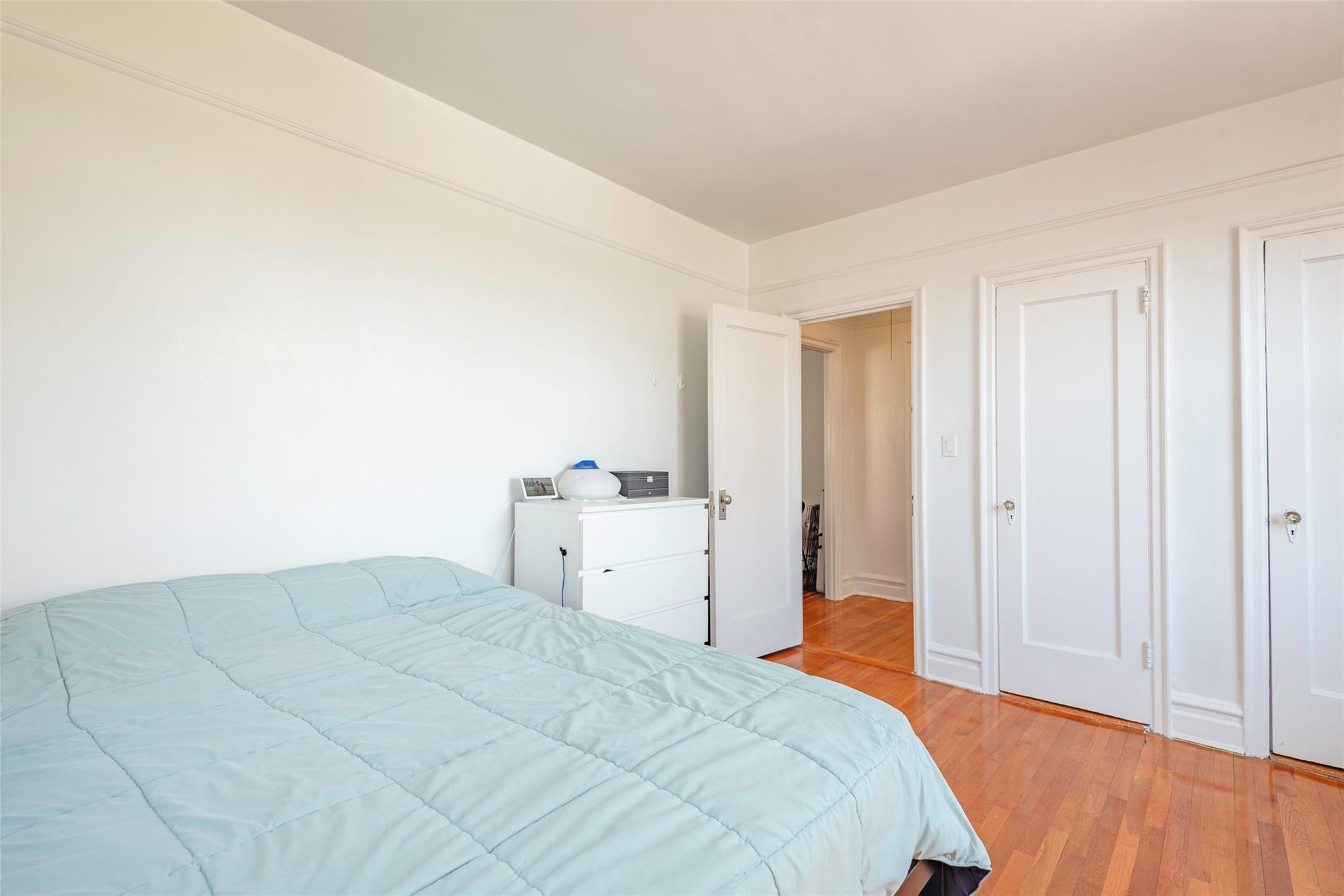 72-34 Austin Street F10 Property Photo 10