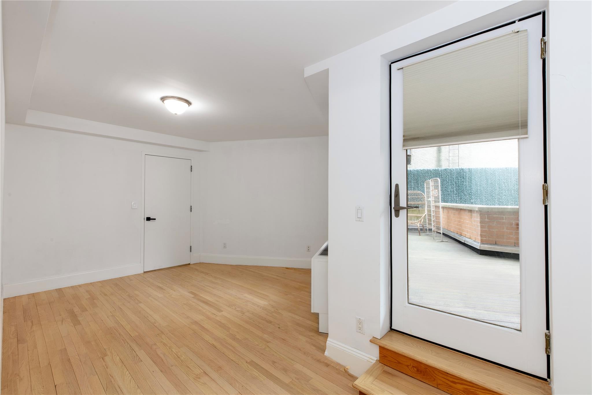 116-11 Curzon Road 1b Property Photo 13
