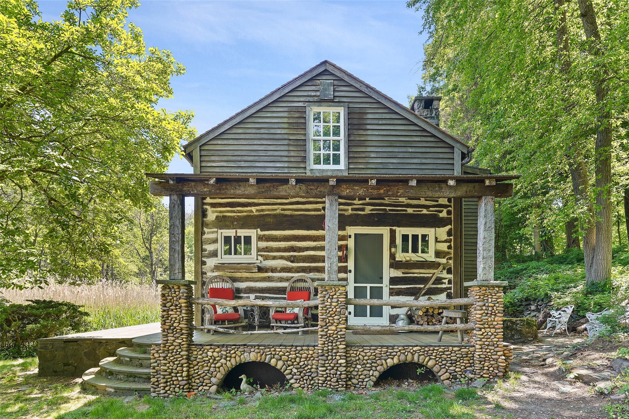 227 Cedar Ln Property Photo