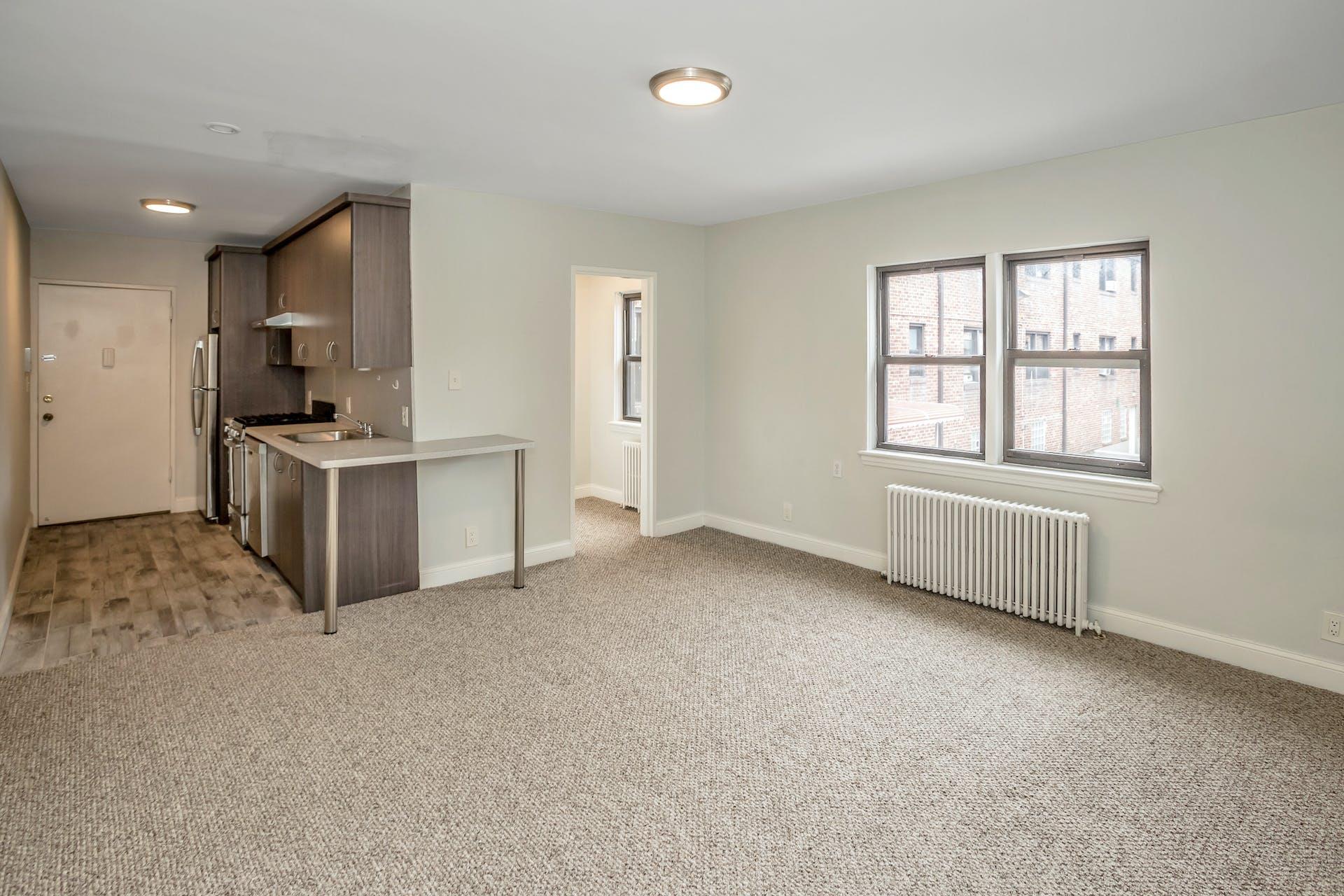 103 Lawson Street B Property Photo