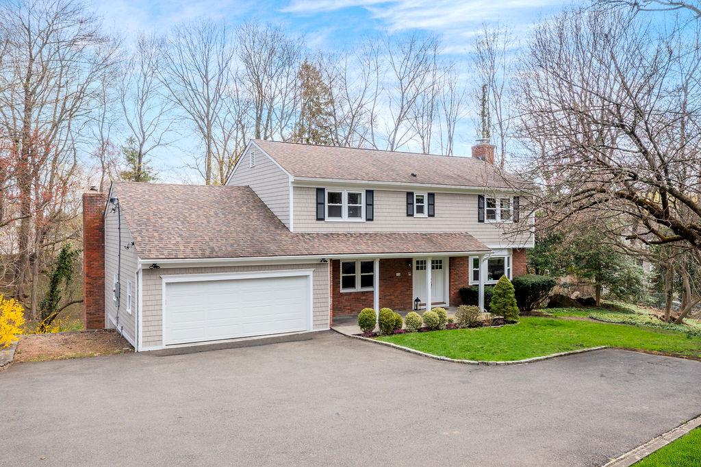 19 Stanwich Road Property Photo