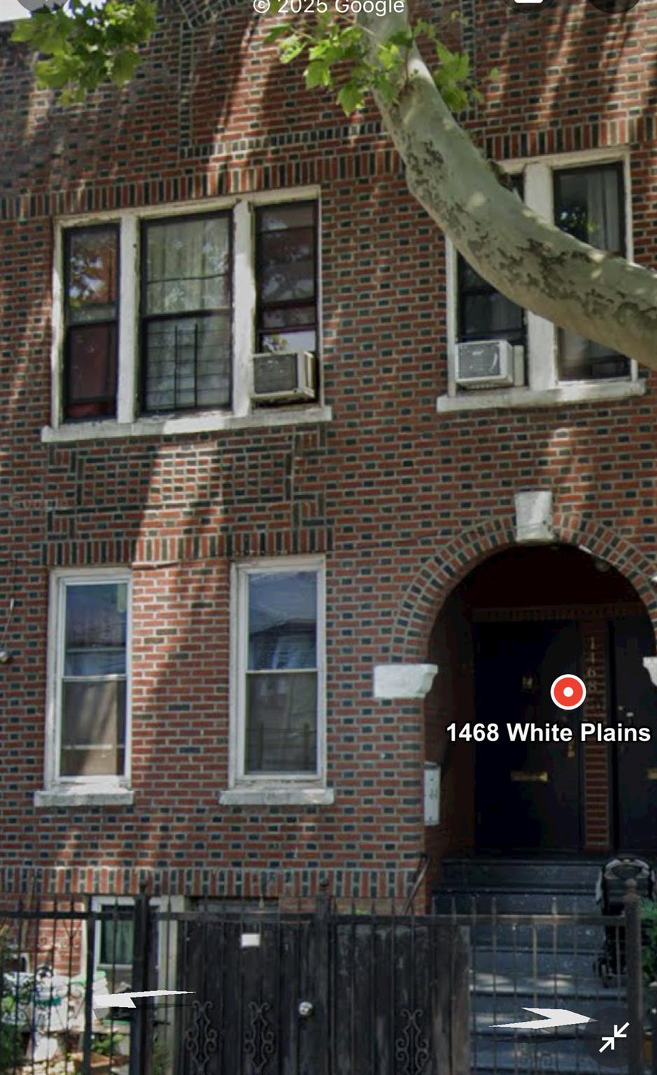 1468 White Plains Rd Property Photo
