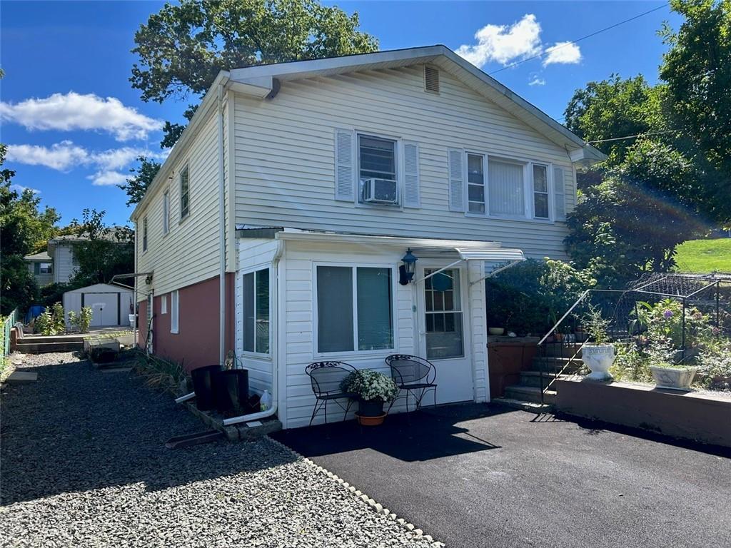 17 Lawrence Street Property Photo