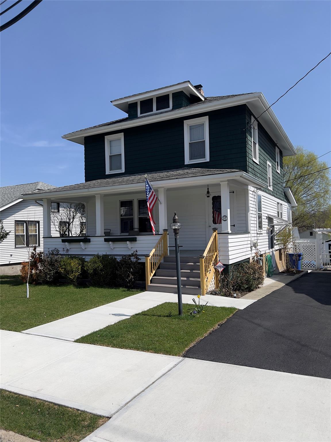 37 Columbia Avenue Property Photo