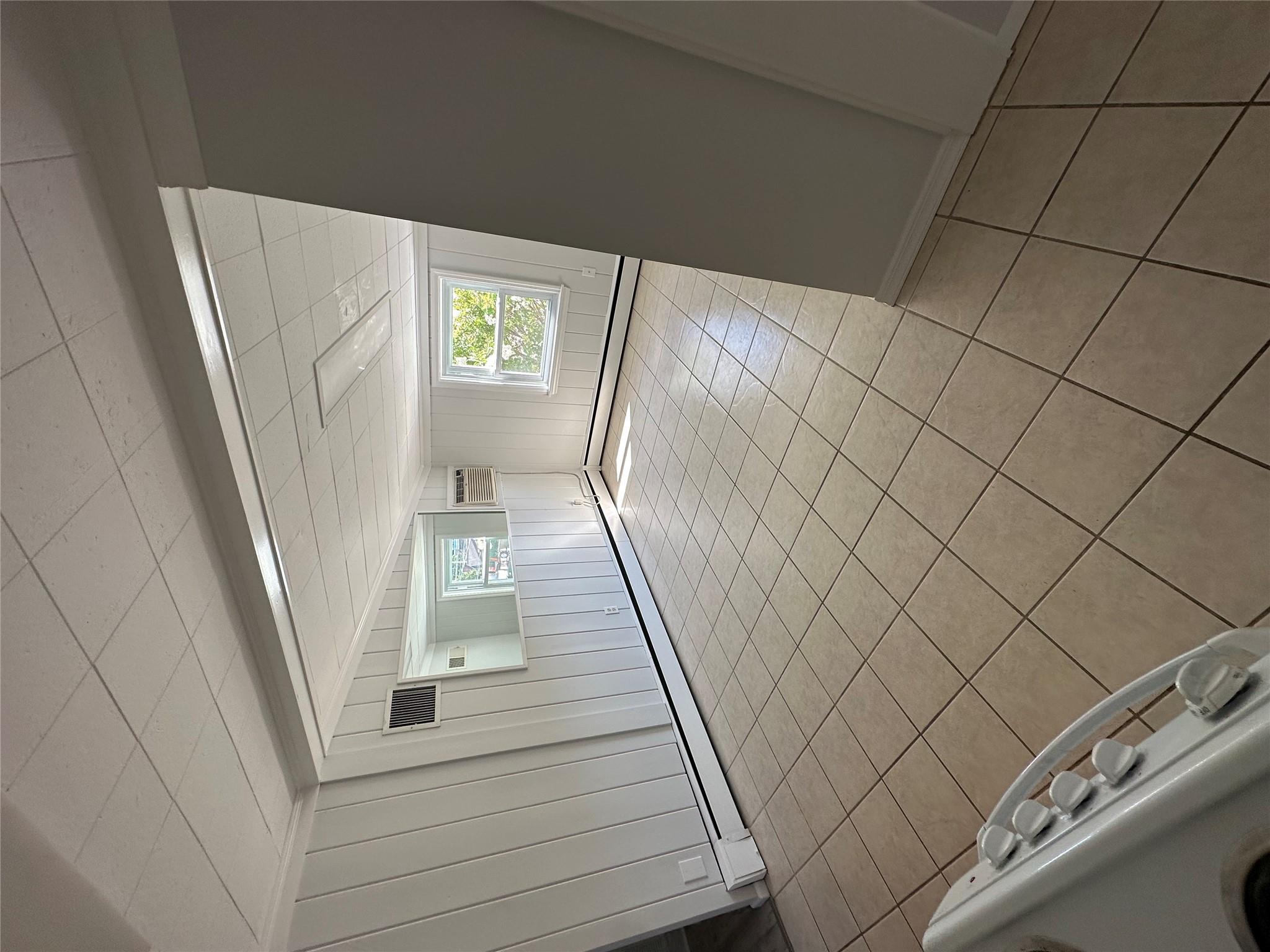 3 Maple Pl Property Photo