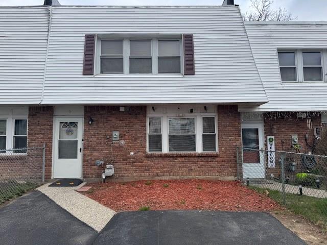 6 Whitman Court Property Photo