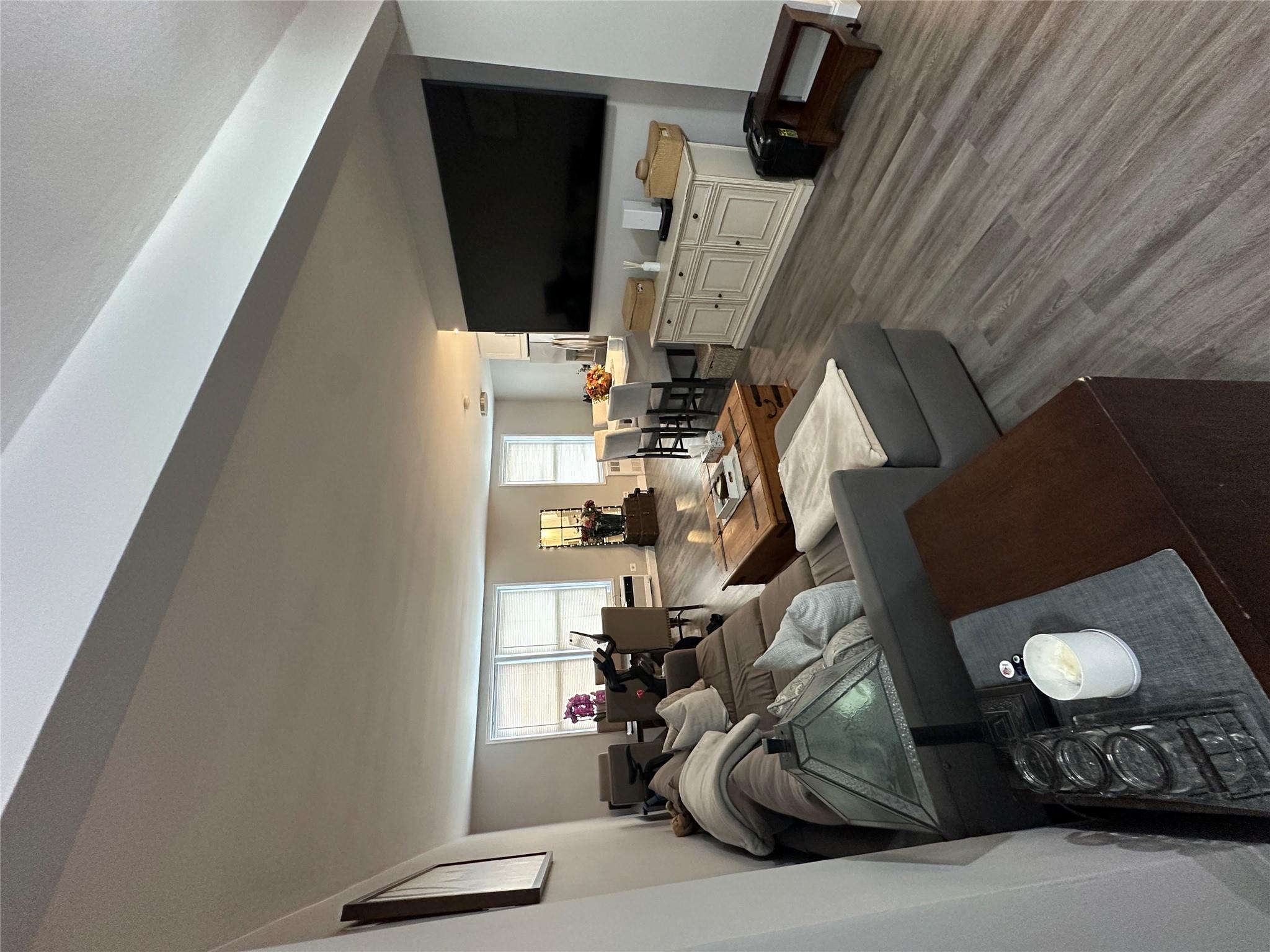 241-20 Northern Boulevard 1m Property Photo 6
