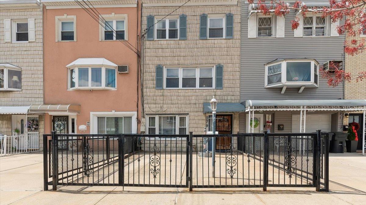279 Huntington Avenue Property Photo