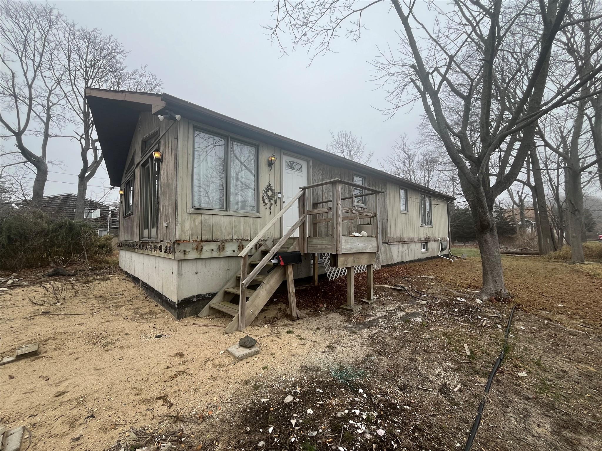 409 Bay Ave Property Photo