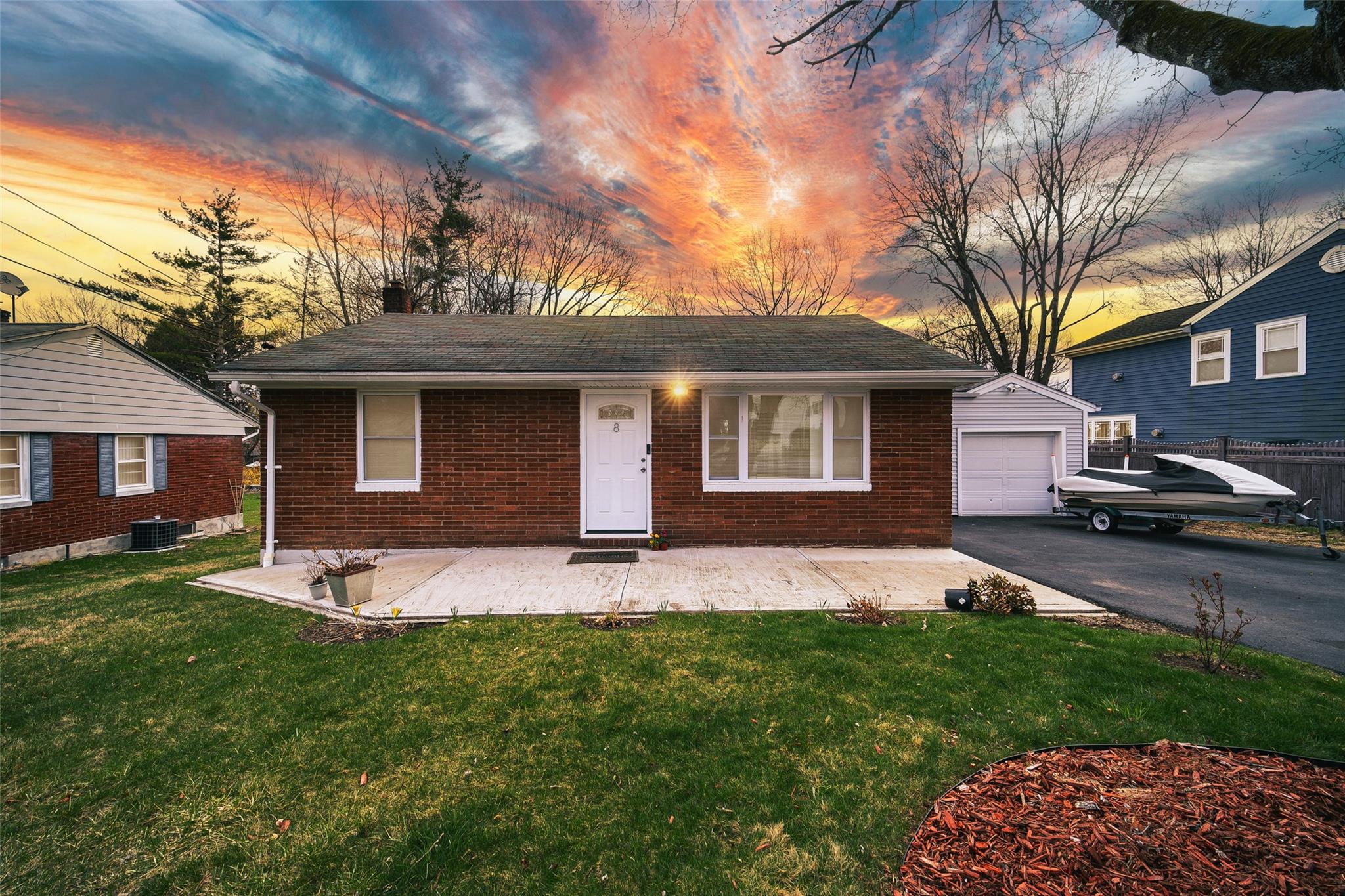 8 Ludlow Drive Property Photo