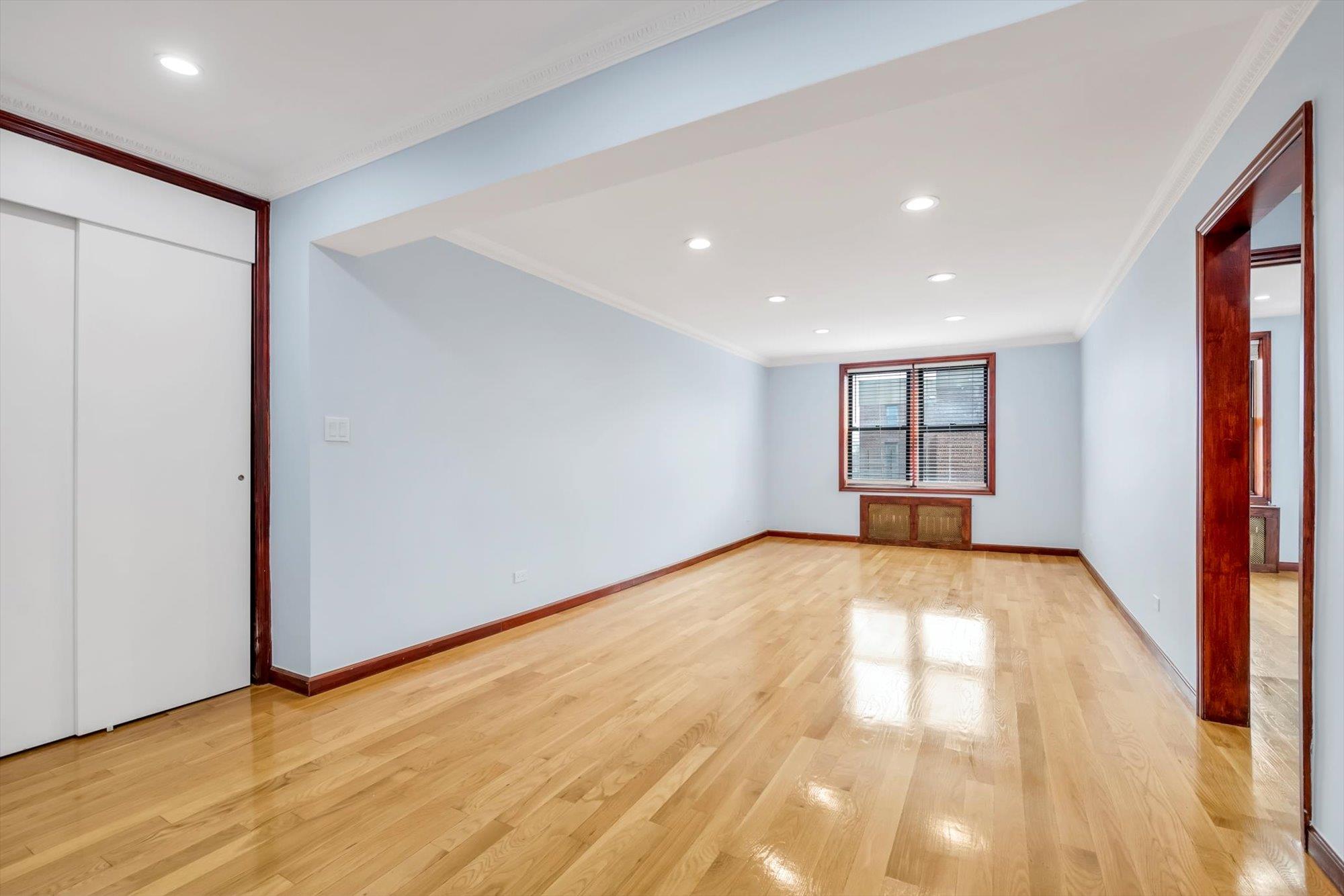 65-30 108th Street 5g Property Photo