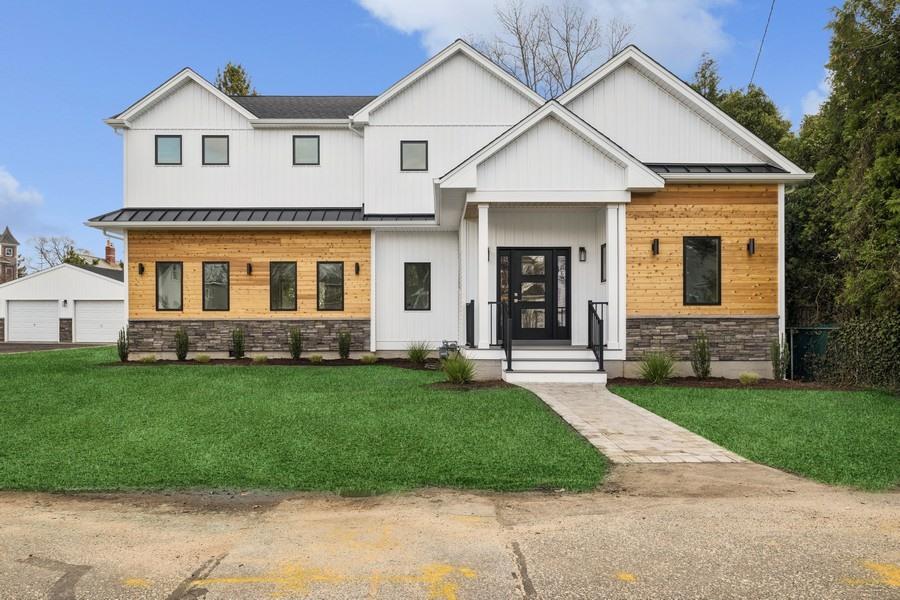 148 S 5th Street Property Photo