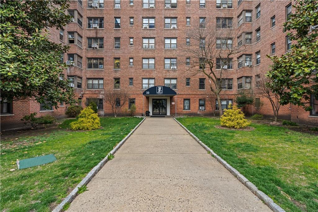 33 William St Property Photo