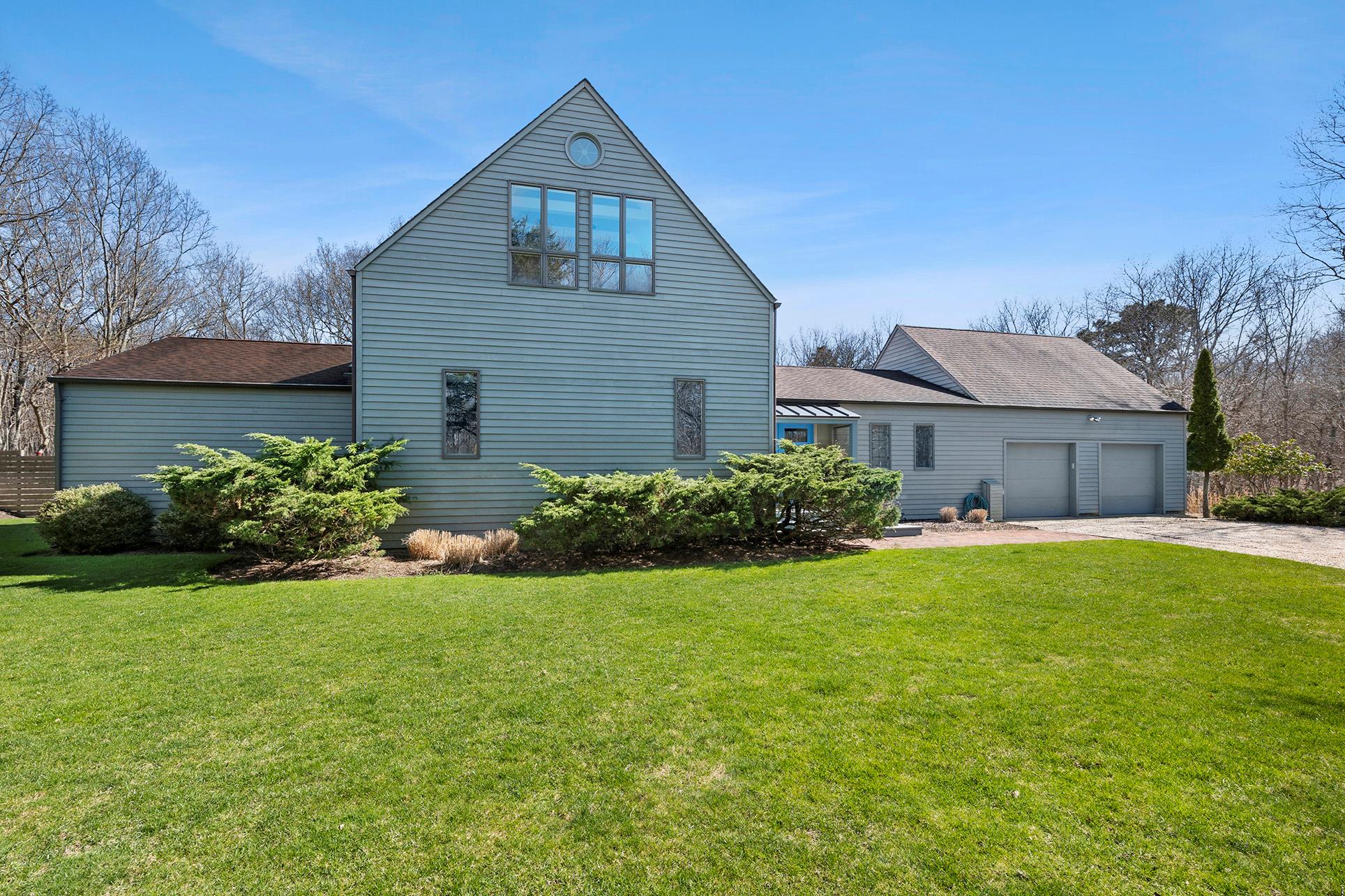 East Hampton Middle School Real Estate Listings Main Image