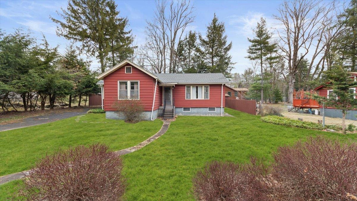 9 W Mitchell Street Property Photo