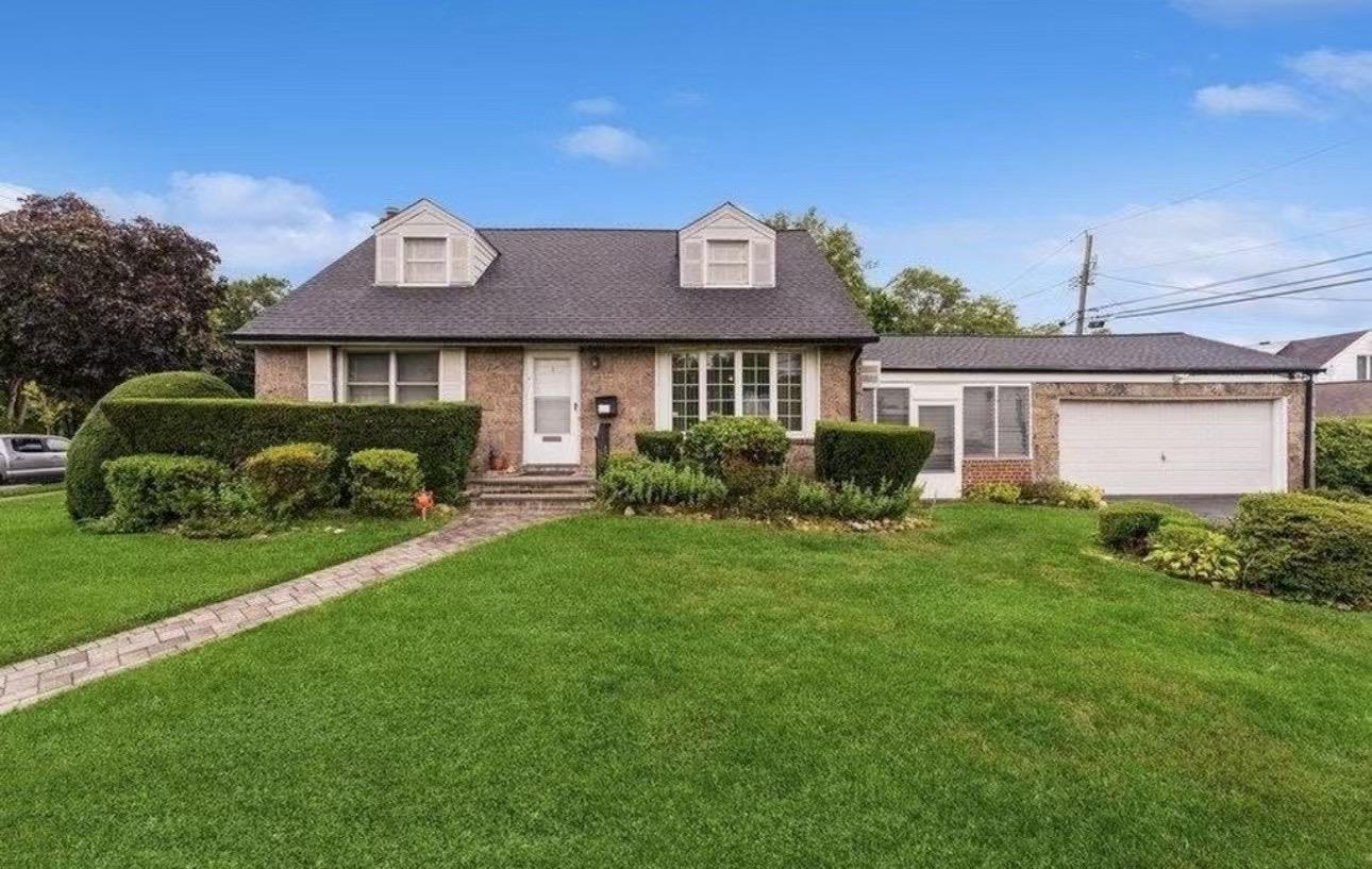 6 Rex Court Property Photo